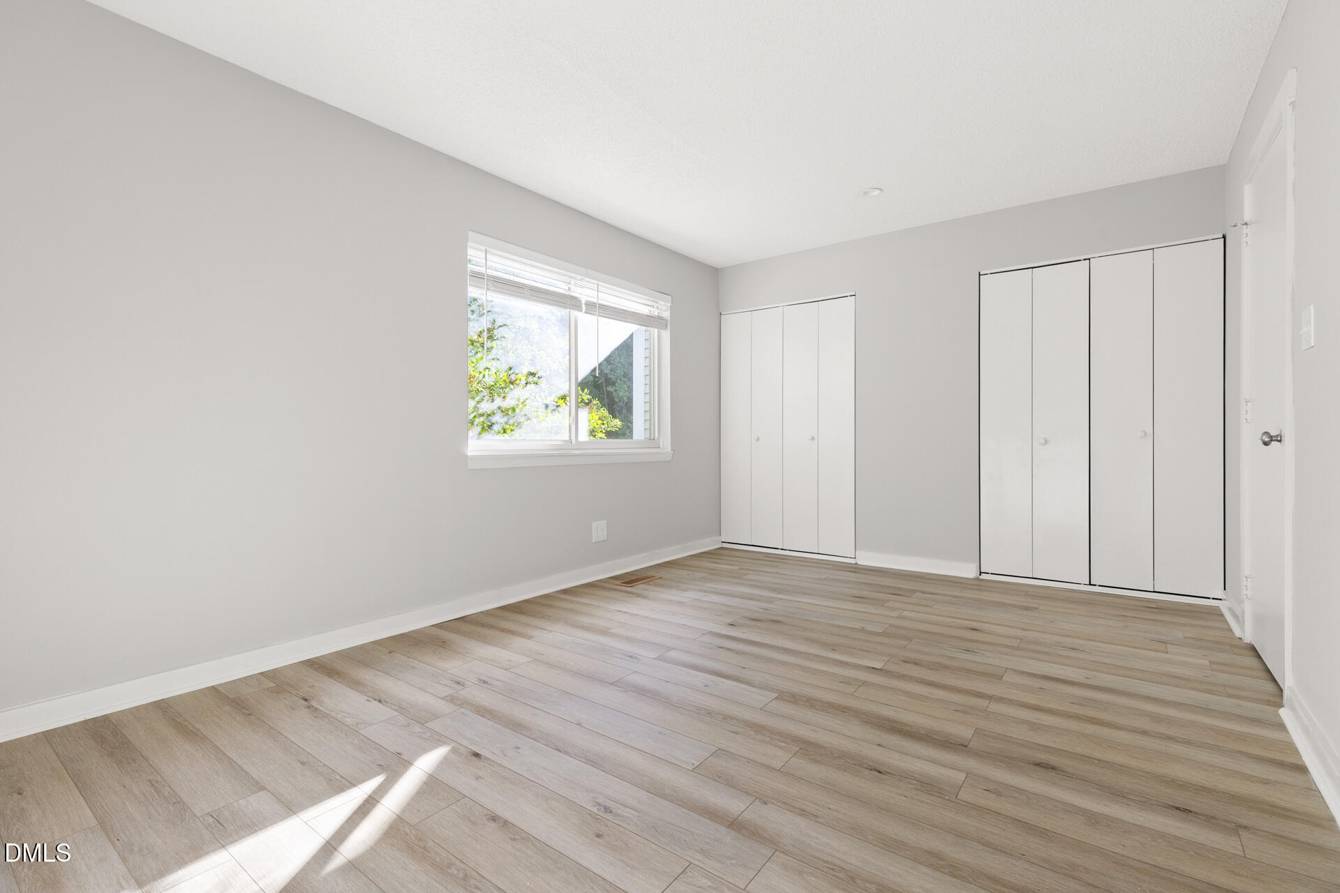 220 Elizabeth Street Apt G15 Property Photo 25