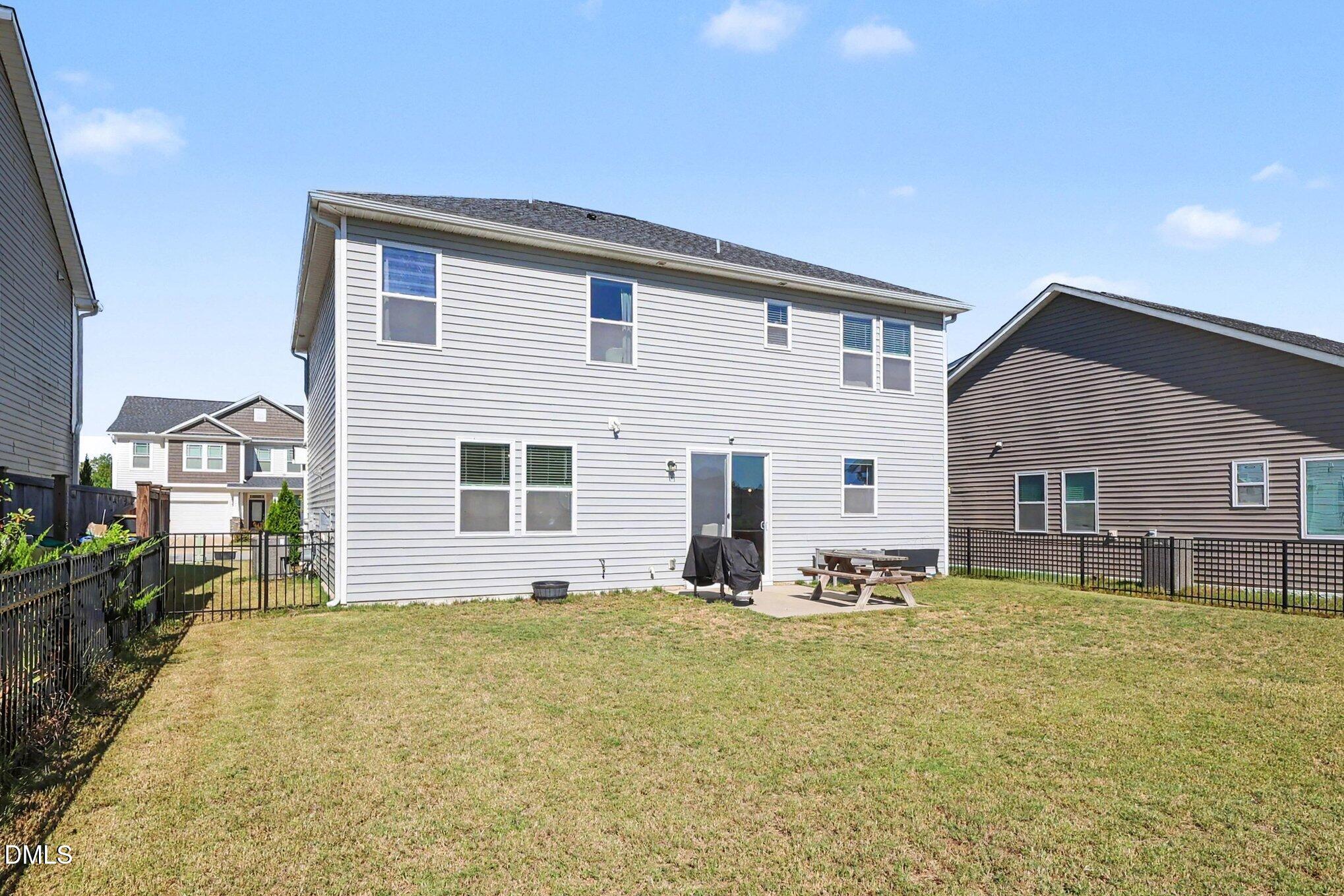 944 Briar Gate Drive Property Photo 26