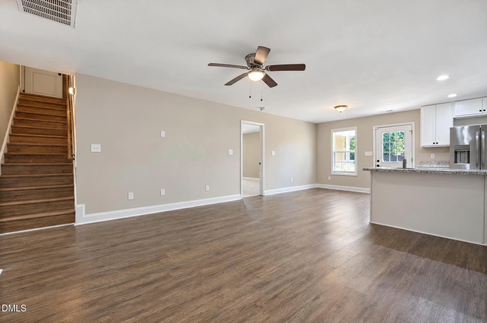 1065 Moonland Drive Property Photo 6