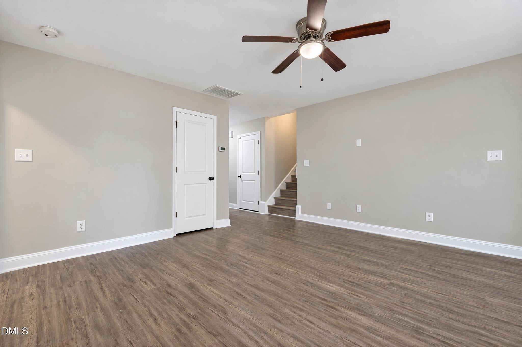 1065 Moonland Drive Property Photo 7