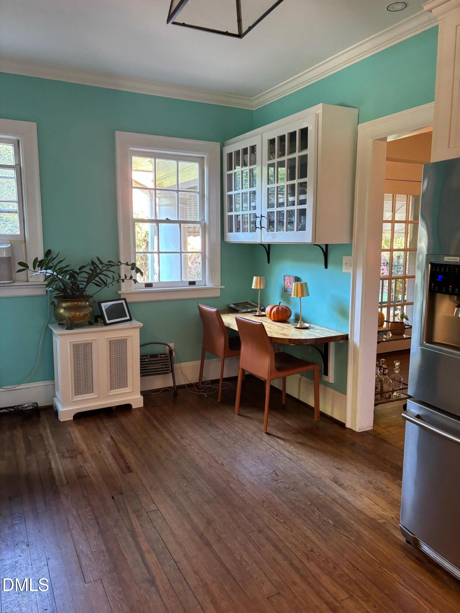2109 Fairview Road Property Photo 11
