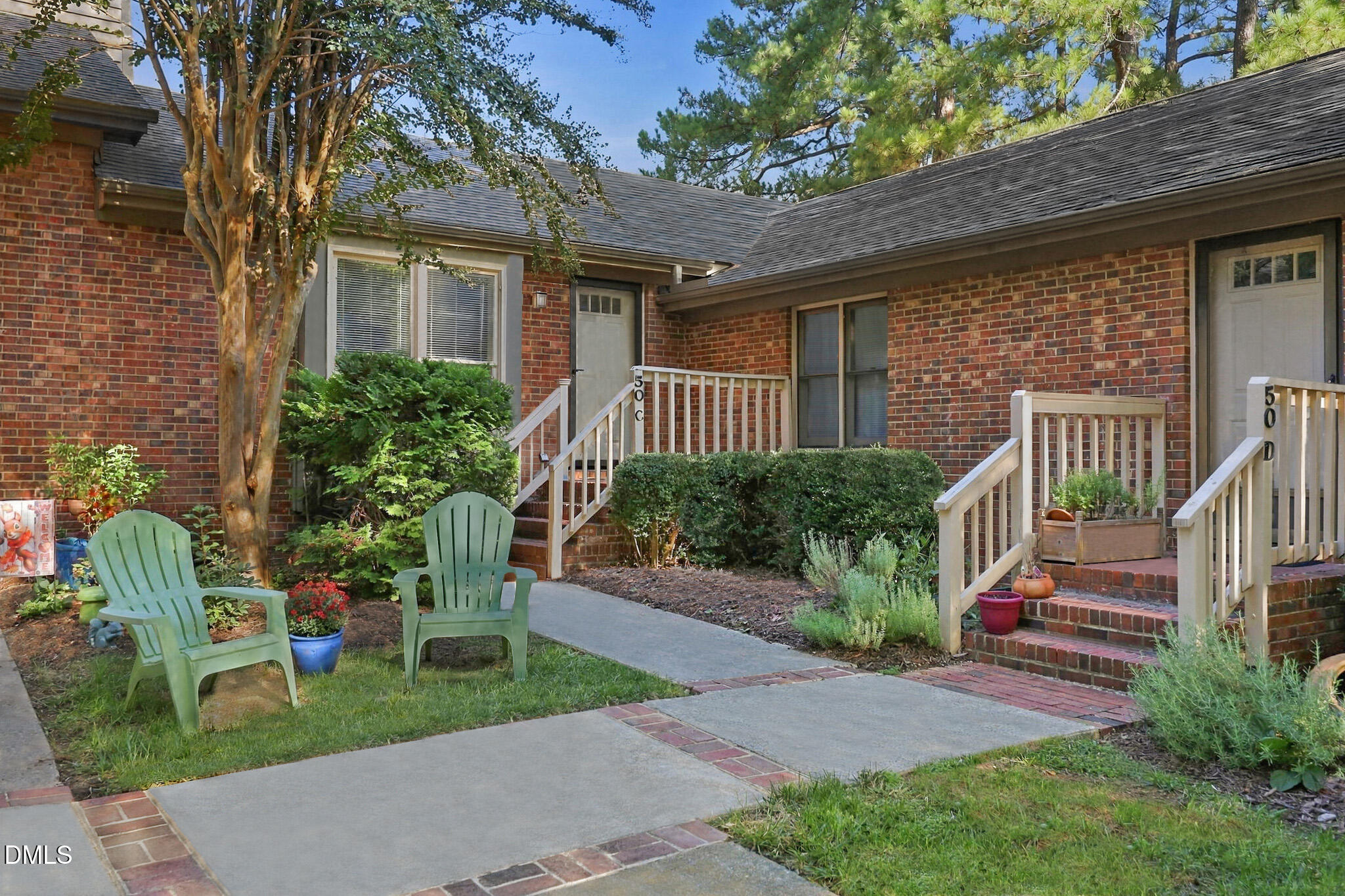 200 W Woodcroft Parkway 50c Property Photo 1