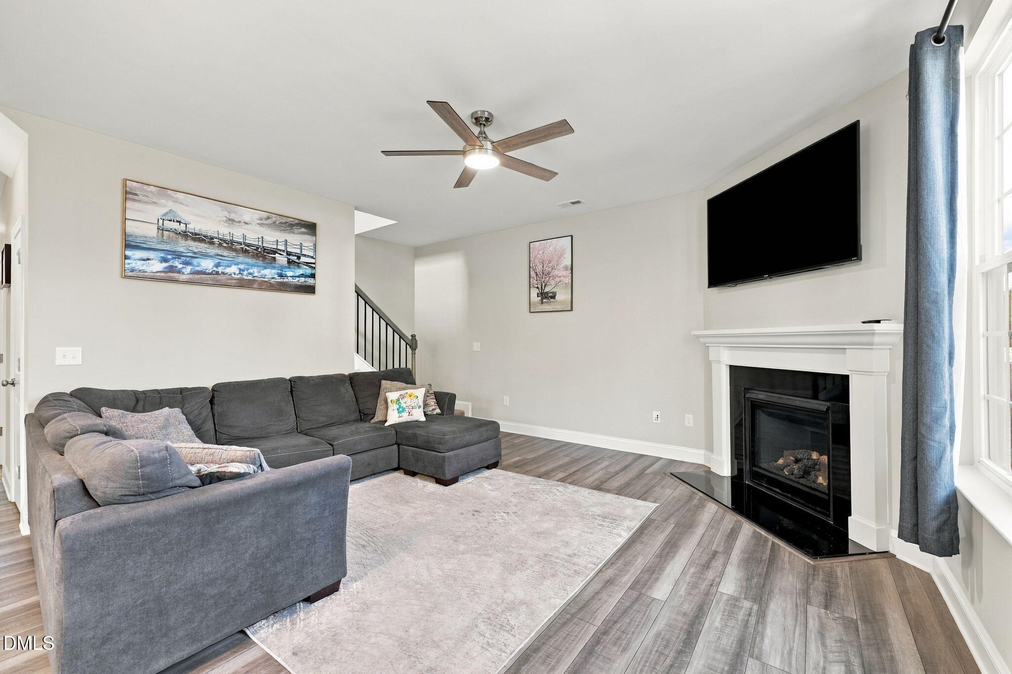 2170 Campbell Loop Property Photo 6