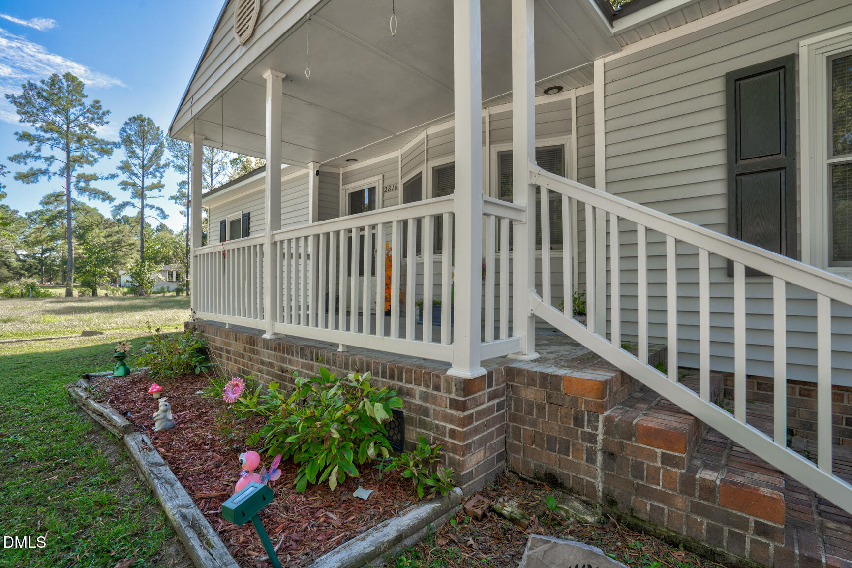 2816 Deer Run Property Photo 3