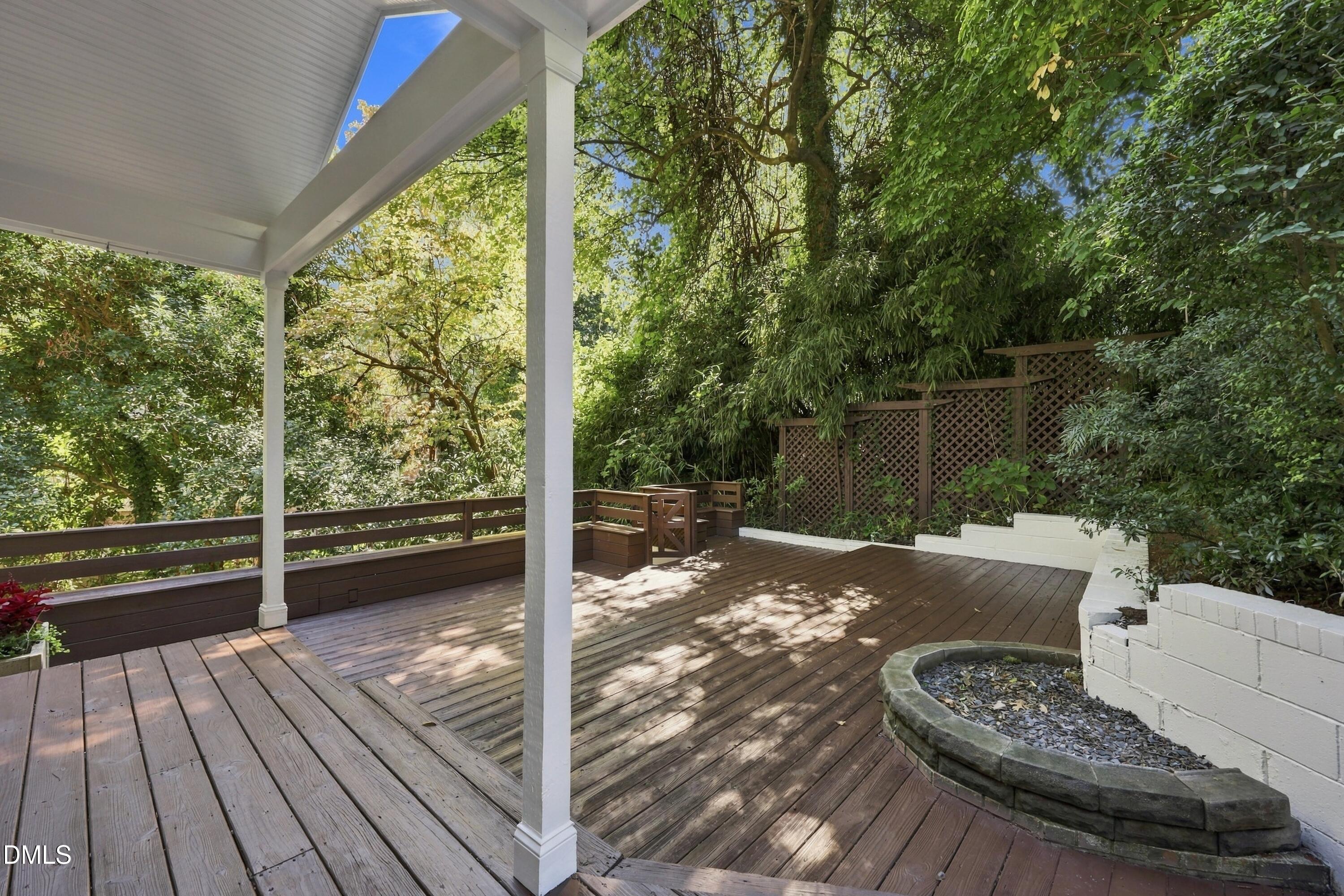 2216 Alexander Road Property Photo 16
