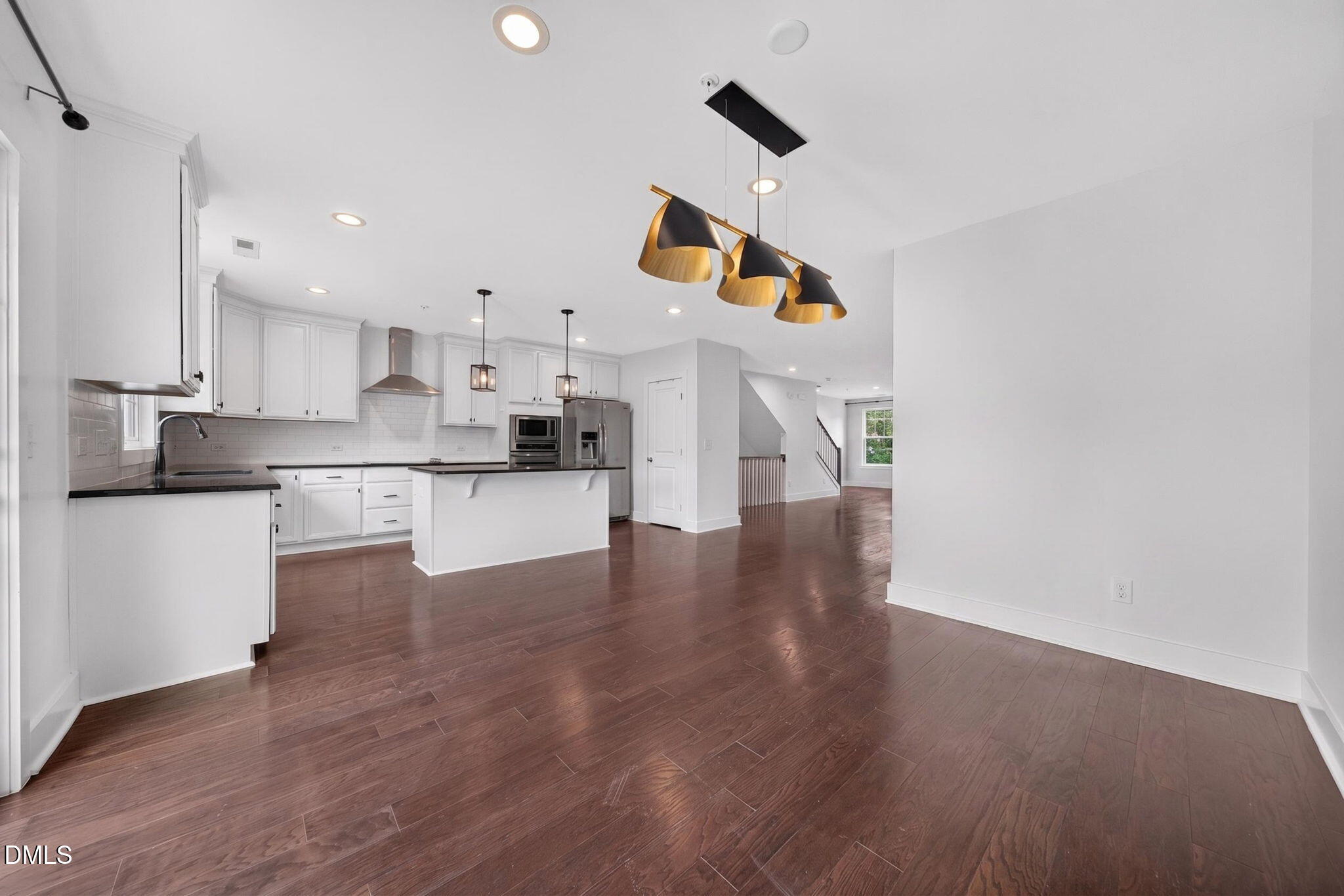 501 N Person Street Property Photo 1