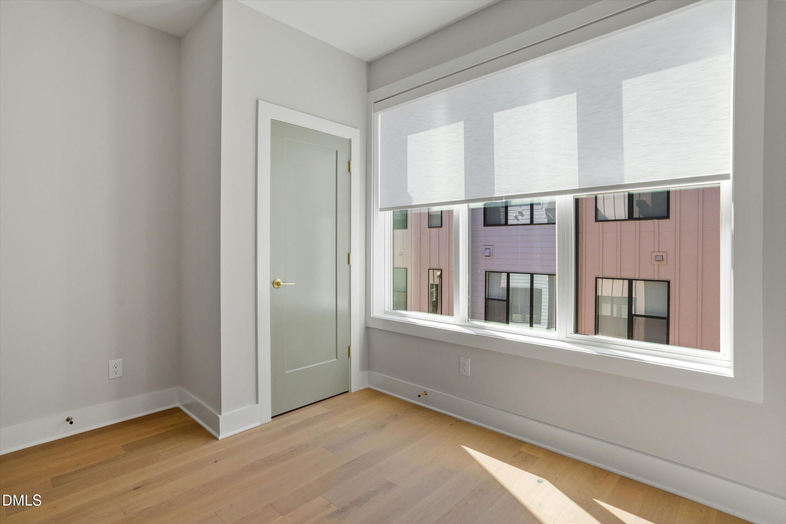 807 Niantic Street Property Photo 29