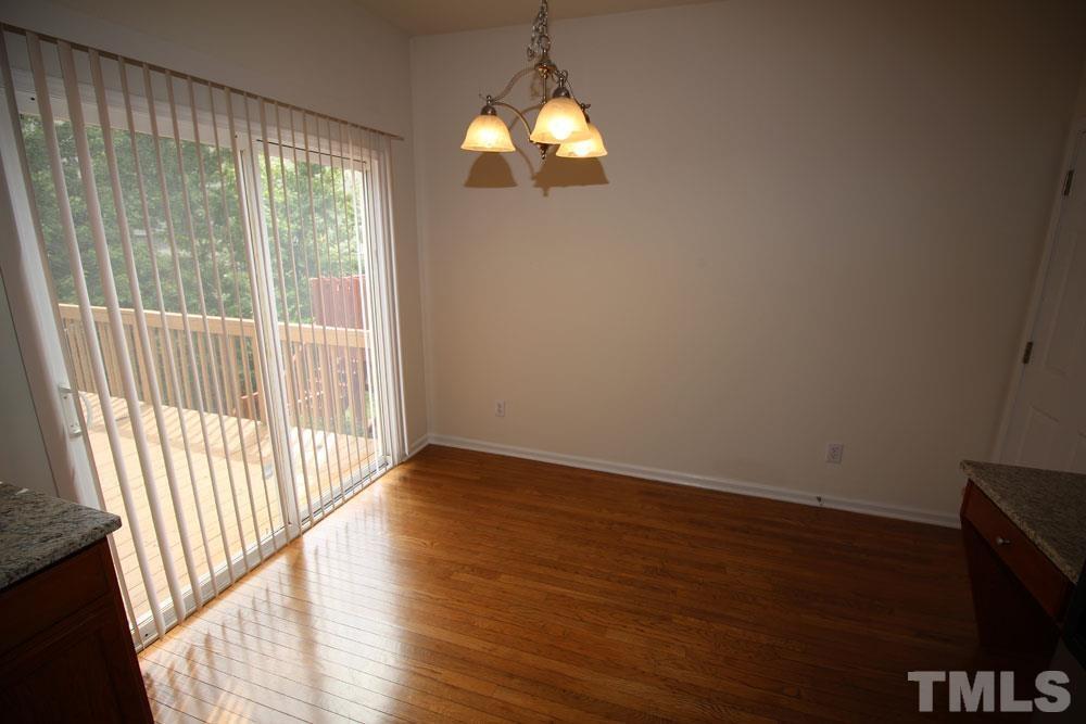 253 Joshua Glen Lane Property Photo 9