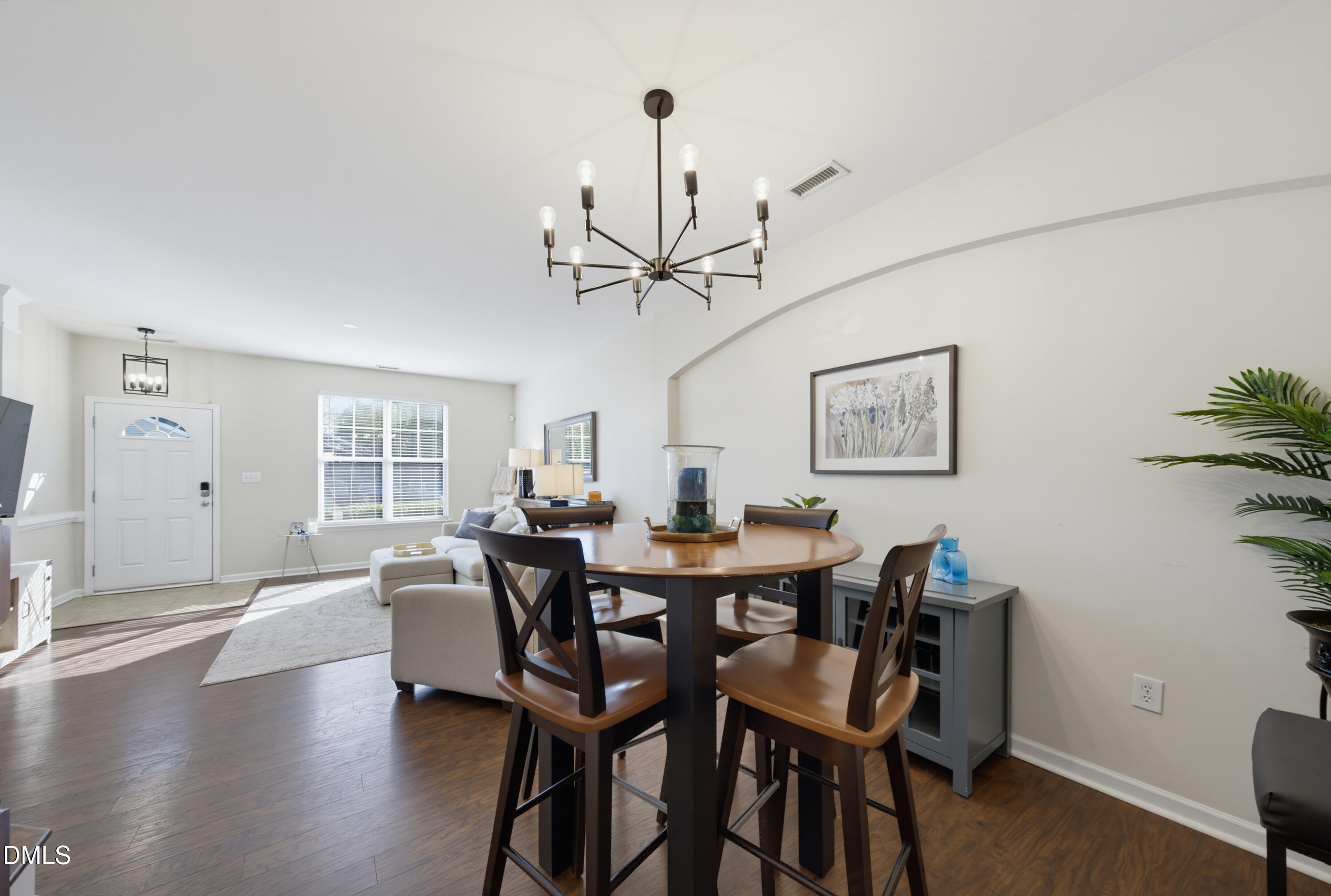 8725 Camden Park Drive Property Photo 7