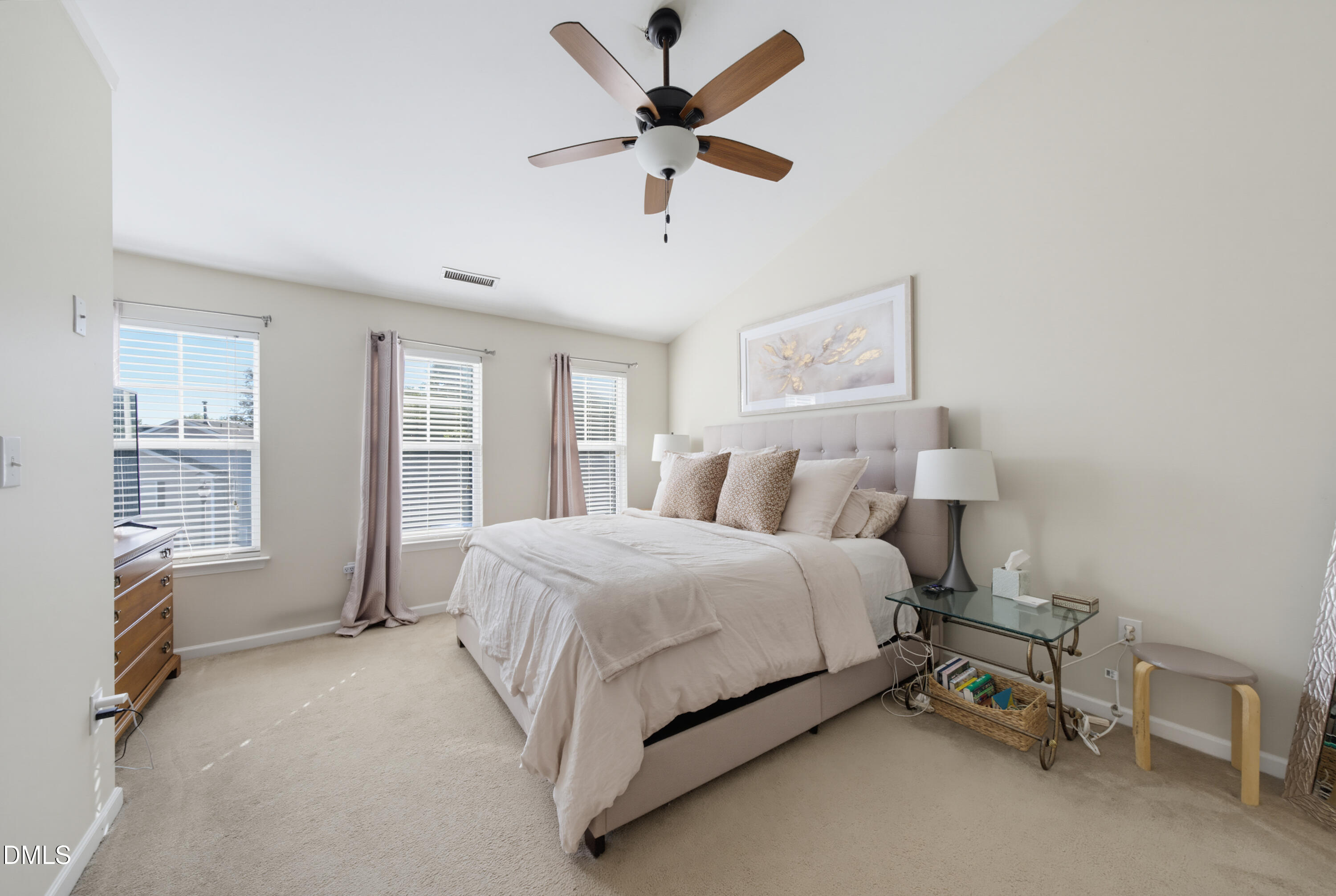 8725 Camden Park Drive Property Photo 18