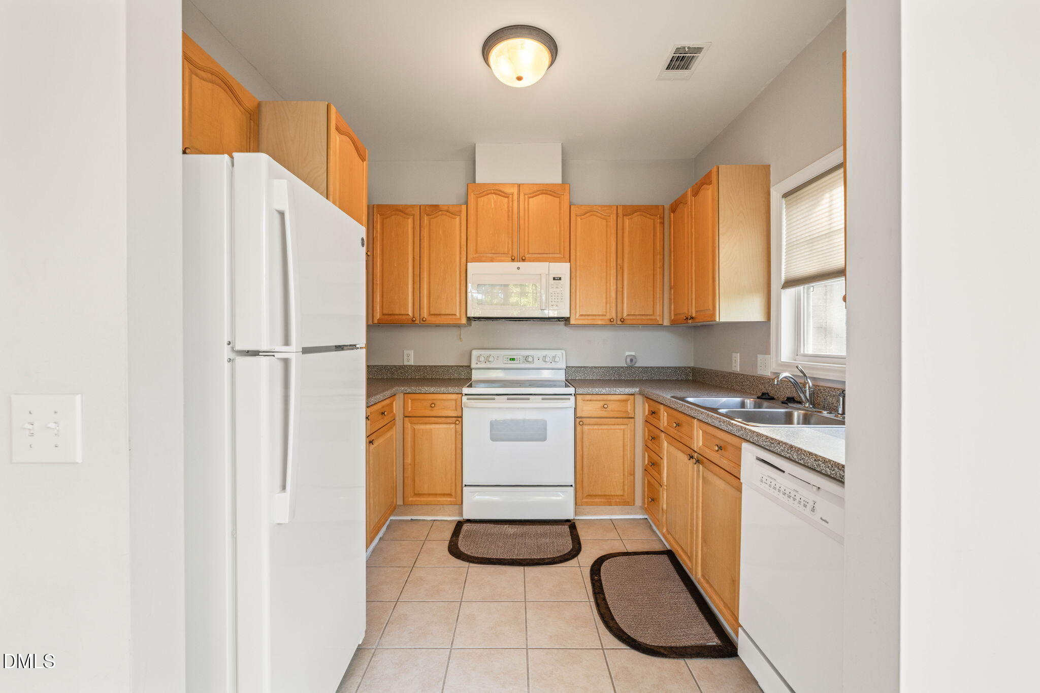 8221 Allyns Landing Way Property Photo 16