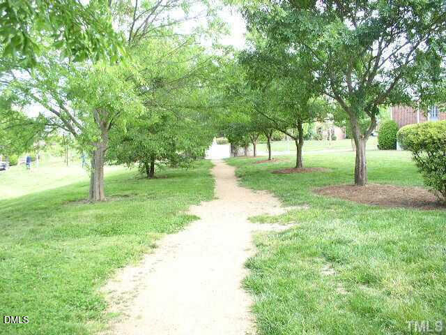 900 Edgewater Circle Property Photo 25