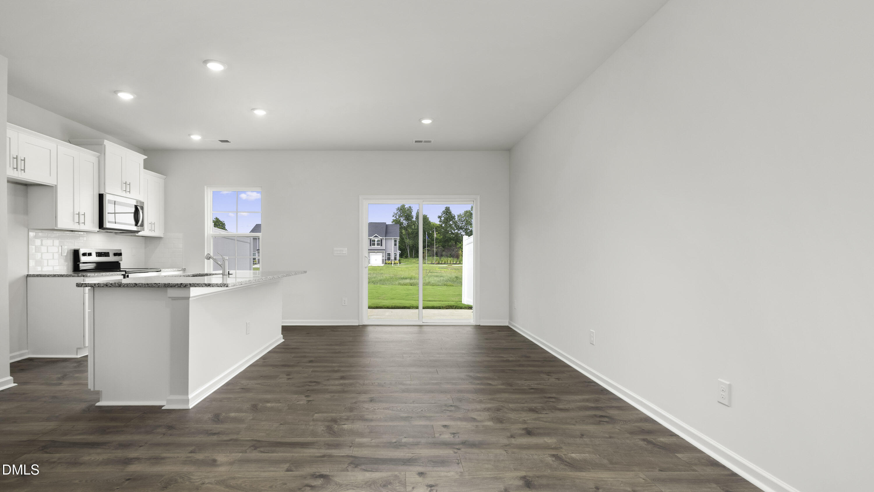 817 Gaelic Drive Property Photo 6