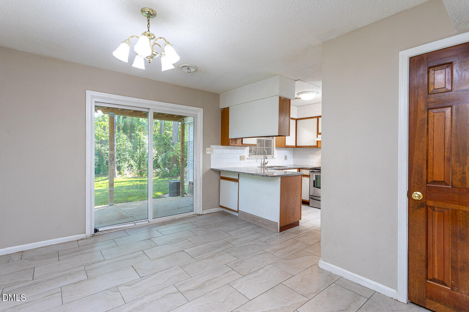 3300 Atlantic Avenue Property Photo 9