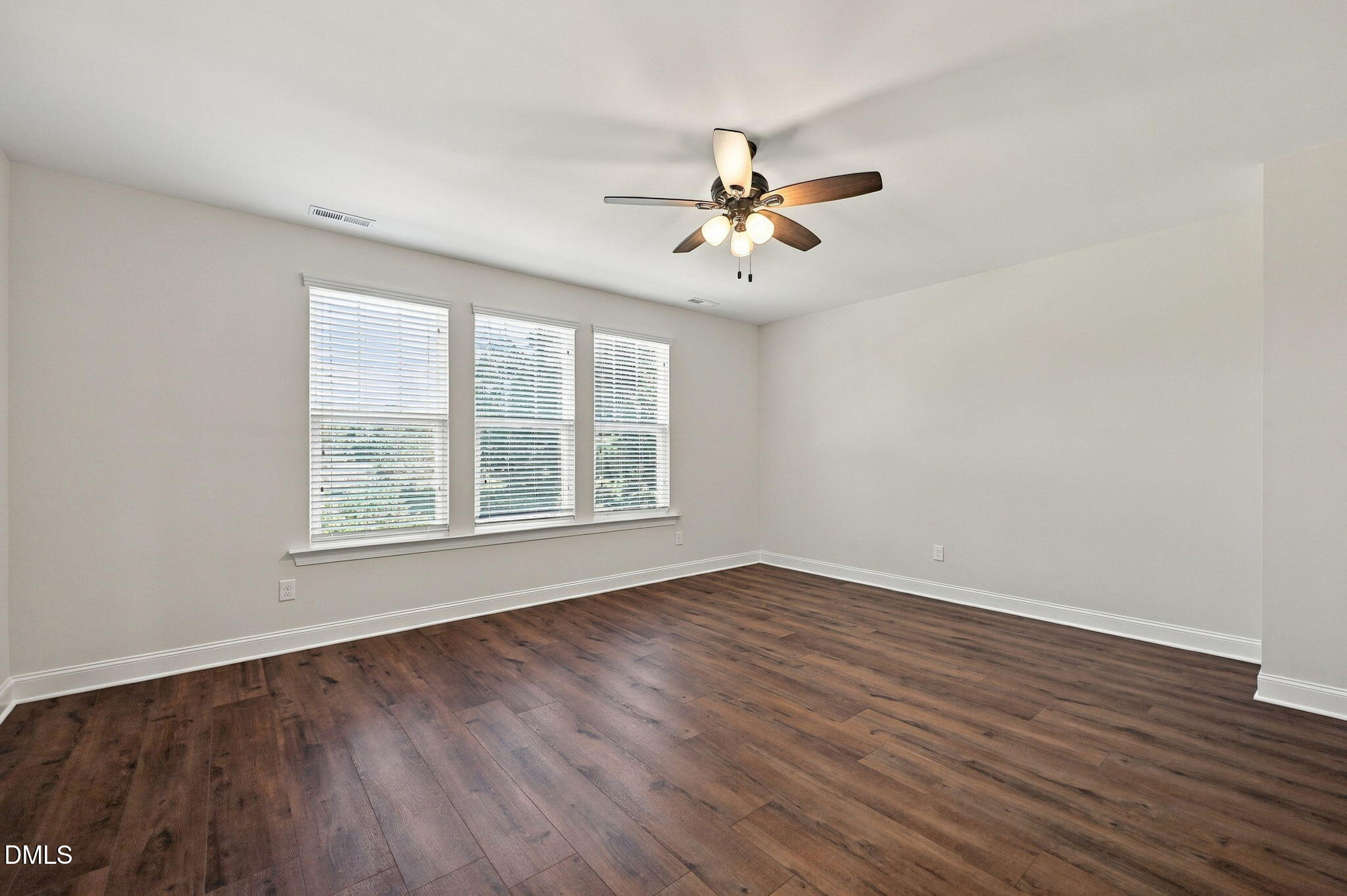 1015 Meadow Pond Drive Property Photo 26