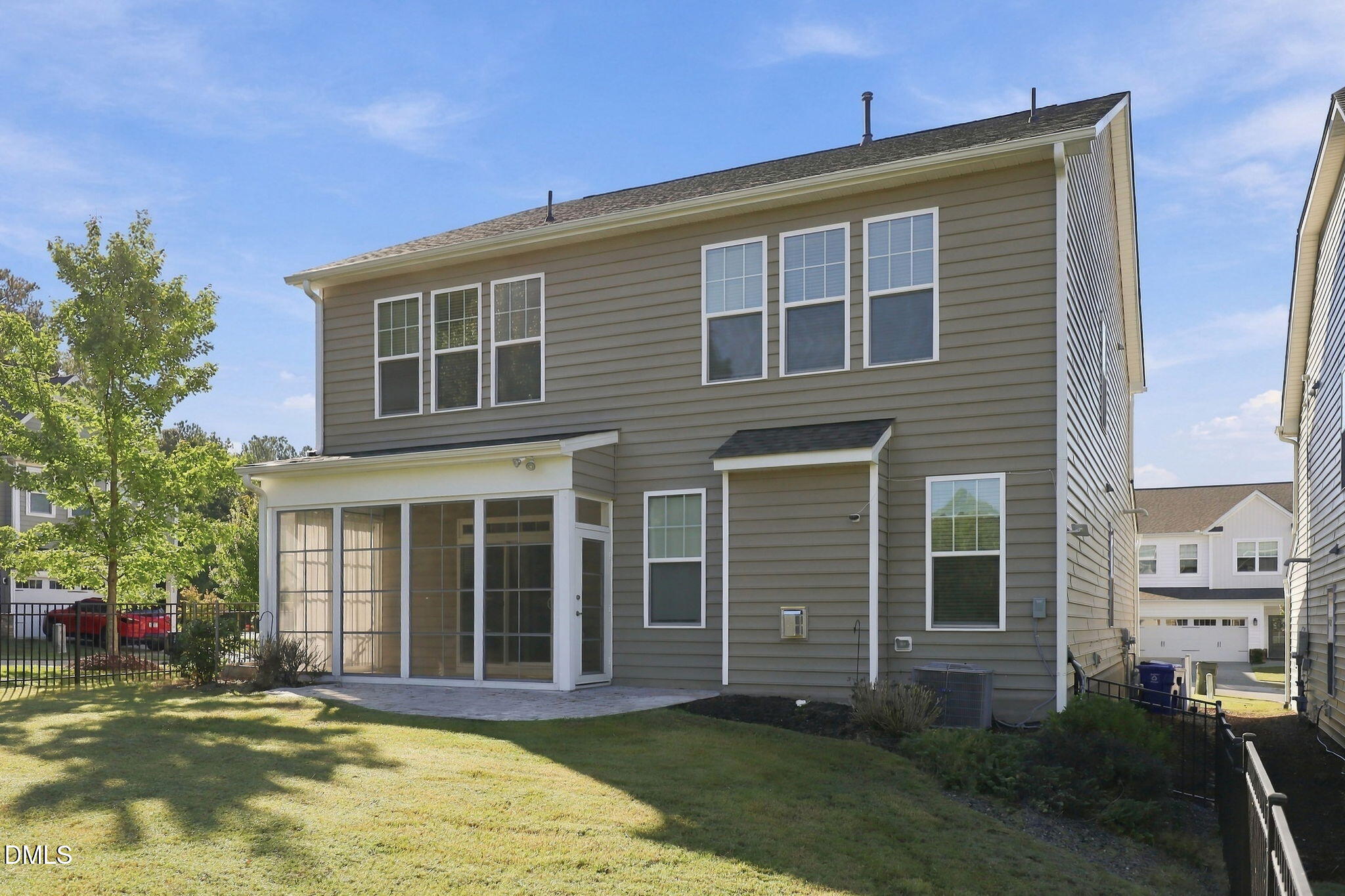 1015 Meadow Pond Drive Property Photo 38
