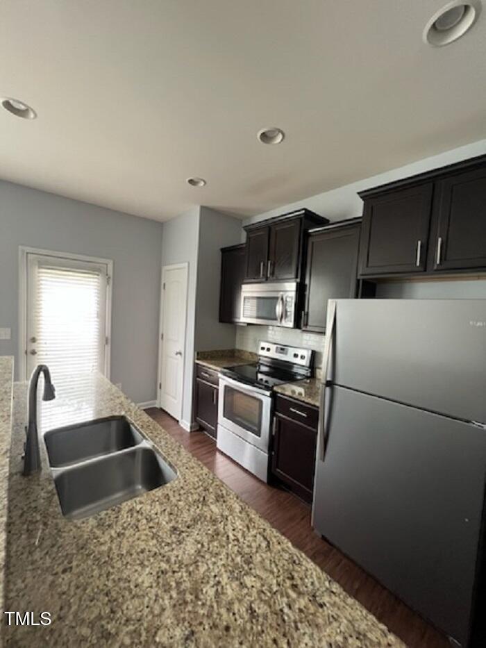 2702 Benevolence Drive Property Photo 2