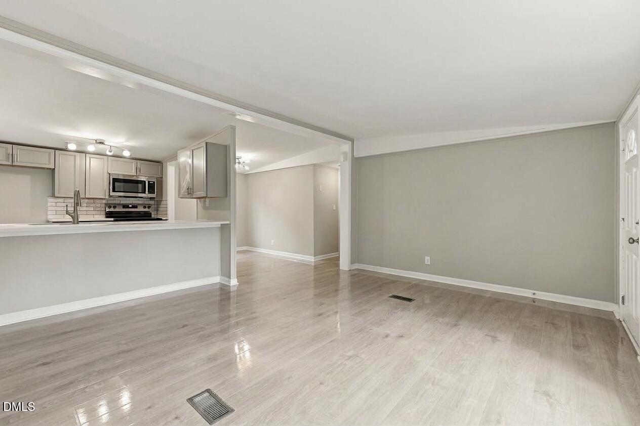 117 Fondern Drive Property Photo 12