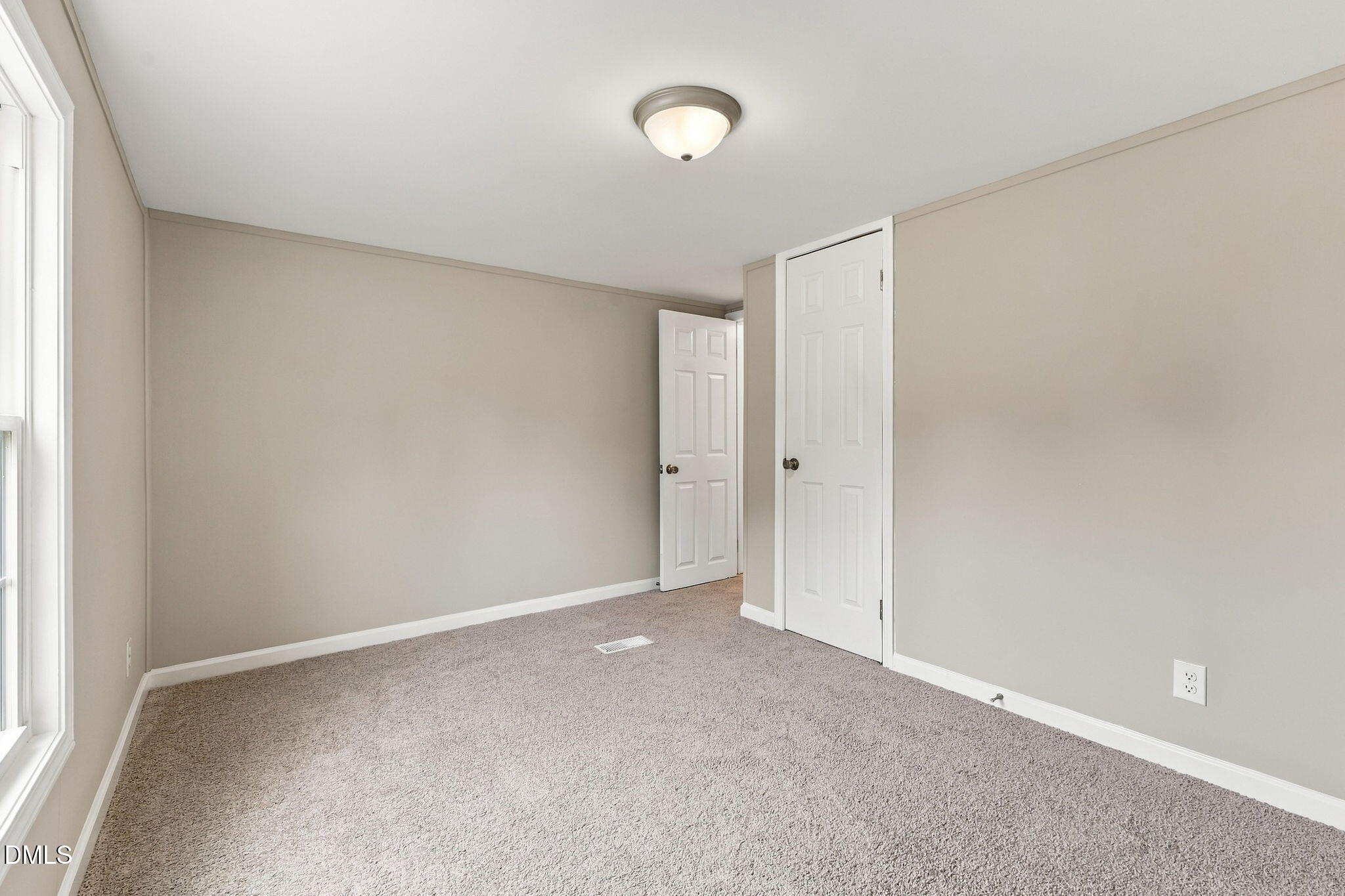 117 Fondern Drive Property Photo 18