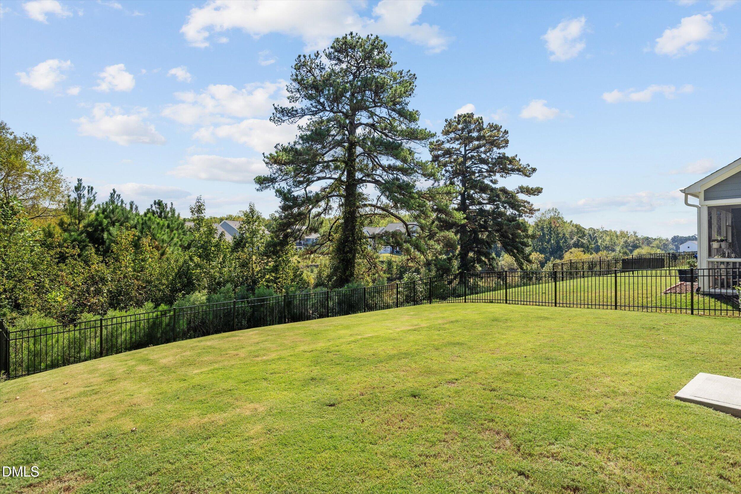 2148 Curry Meadow Way Property Photo 9