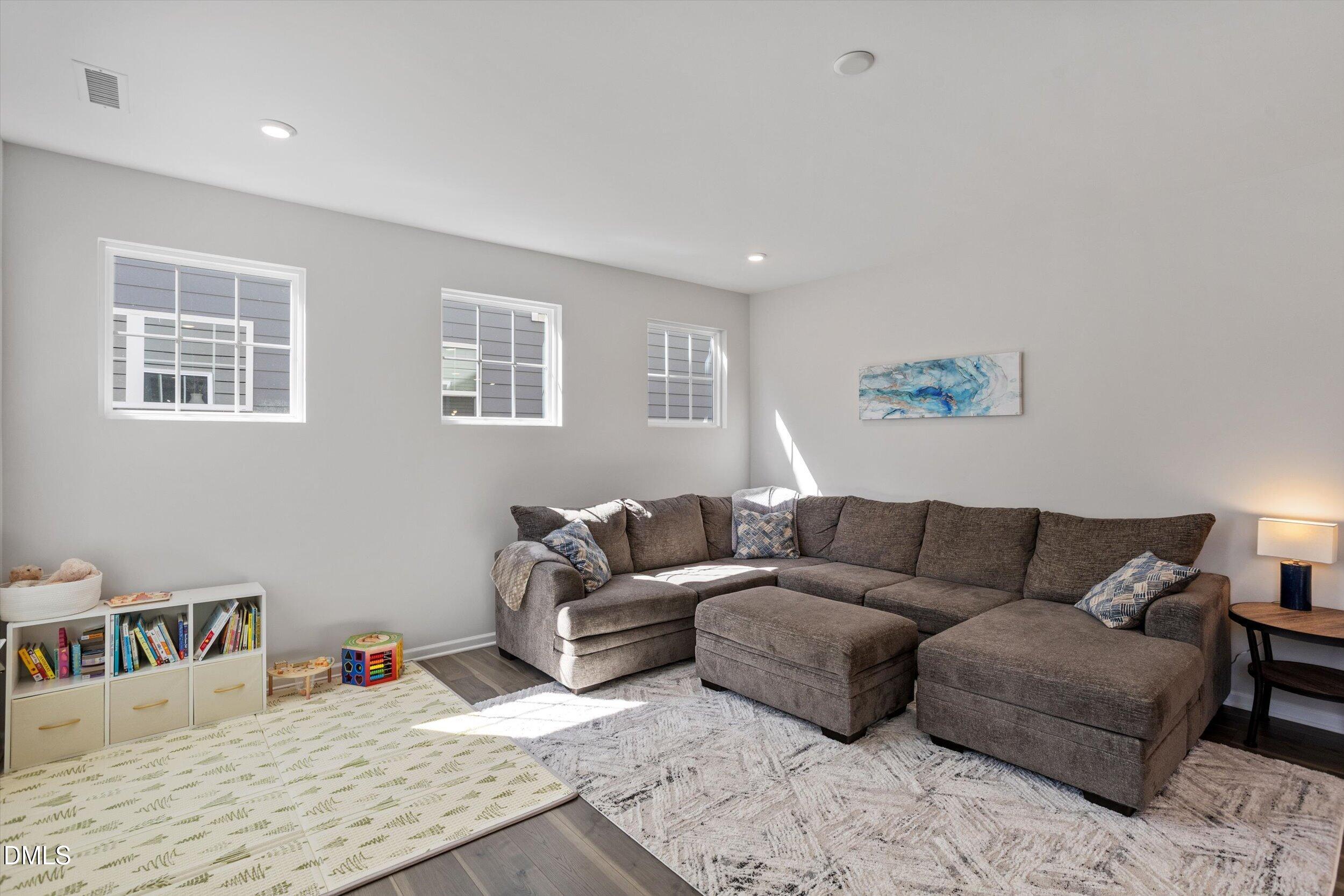 2148 Curry Meadow Way Property Photo 26