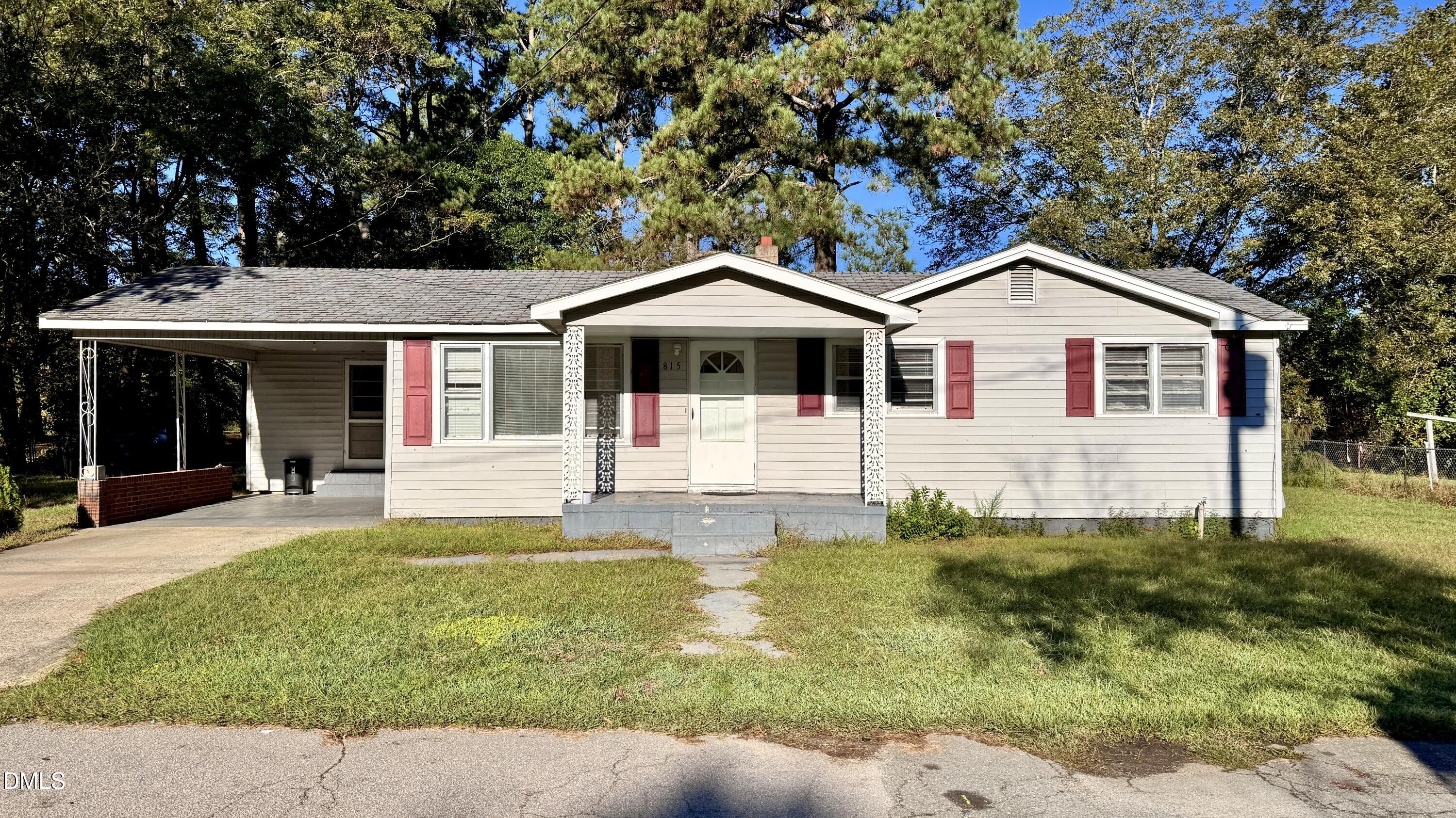 815 S Martin Street Property Photo 1
