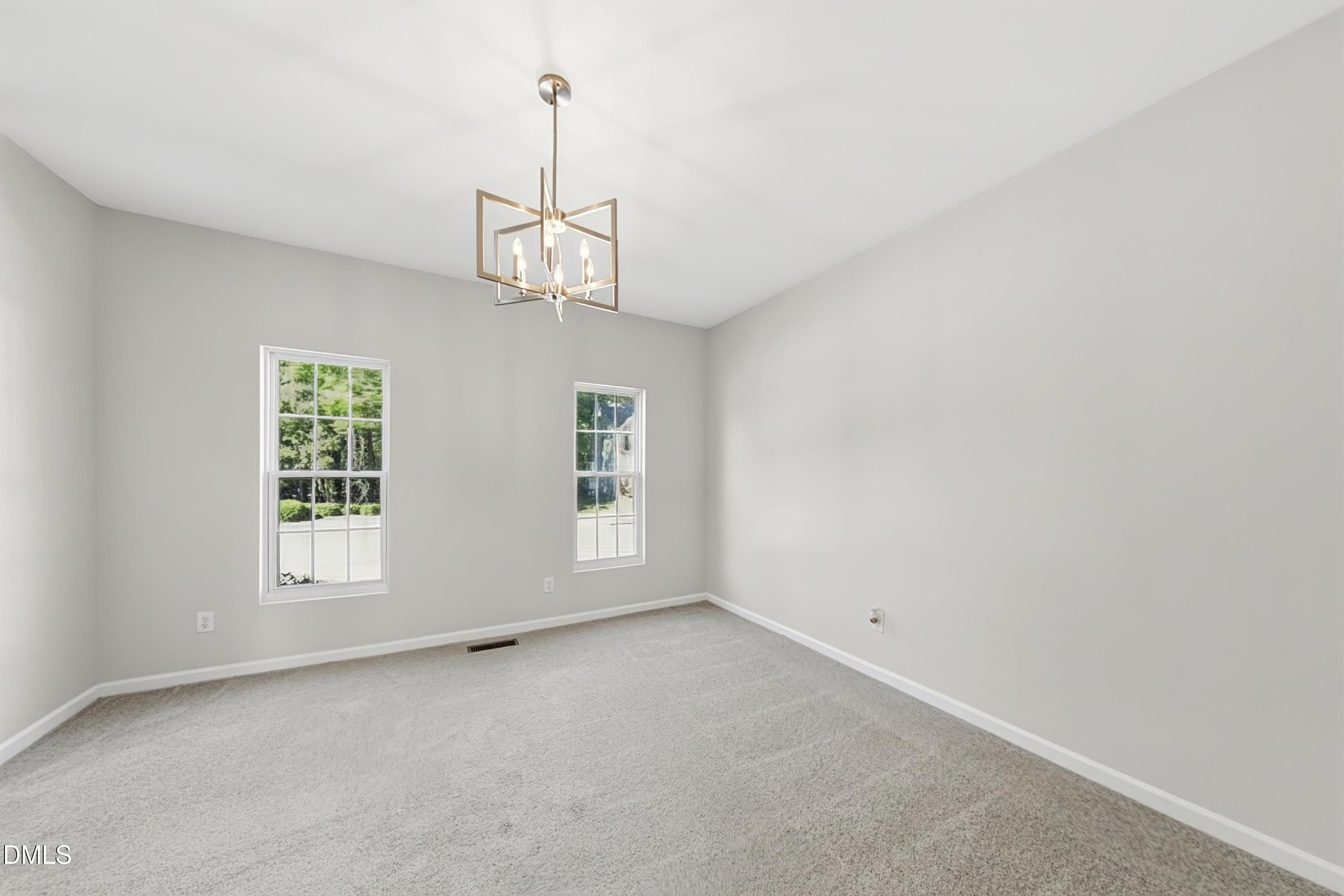 5624 Clarks Fork Drive Property Photo 3
