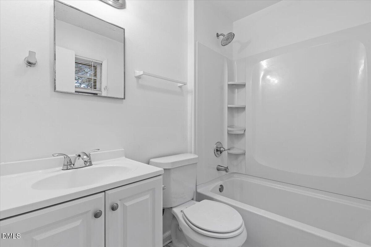 6122 Conaway Drive Property Photo 25