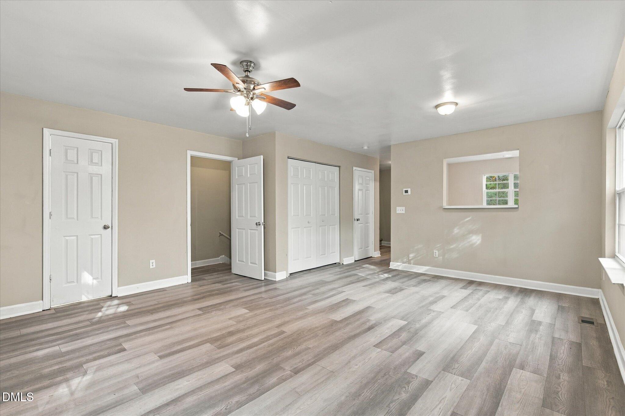 320 Kilarney Drive Property Photo 5