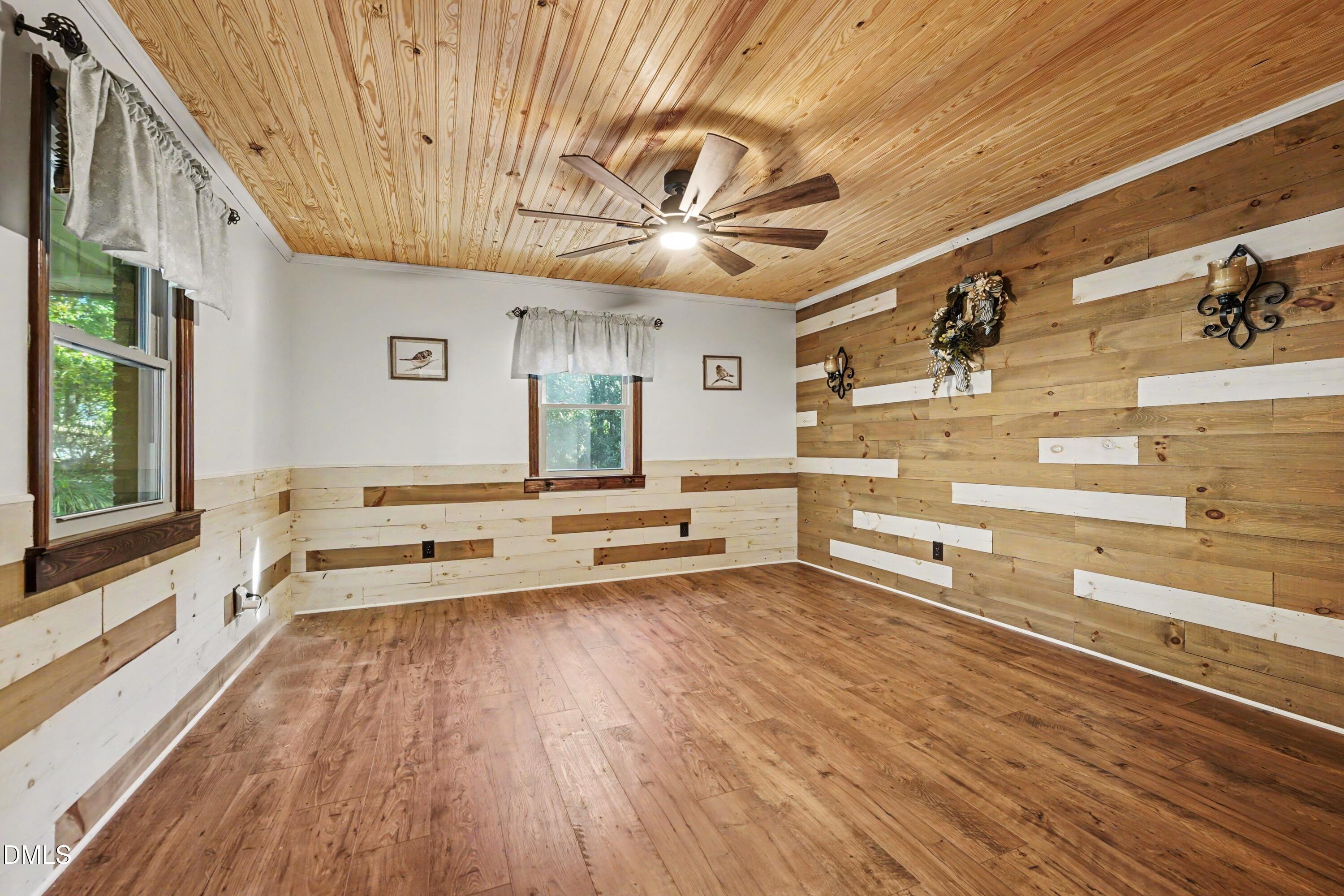 1041 Emerald Shores Road Property Photo 20
