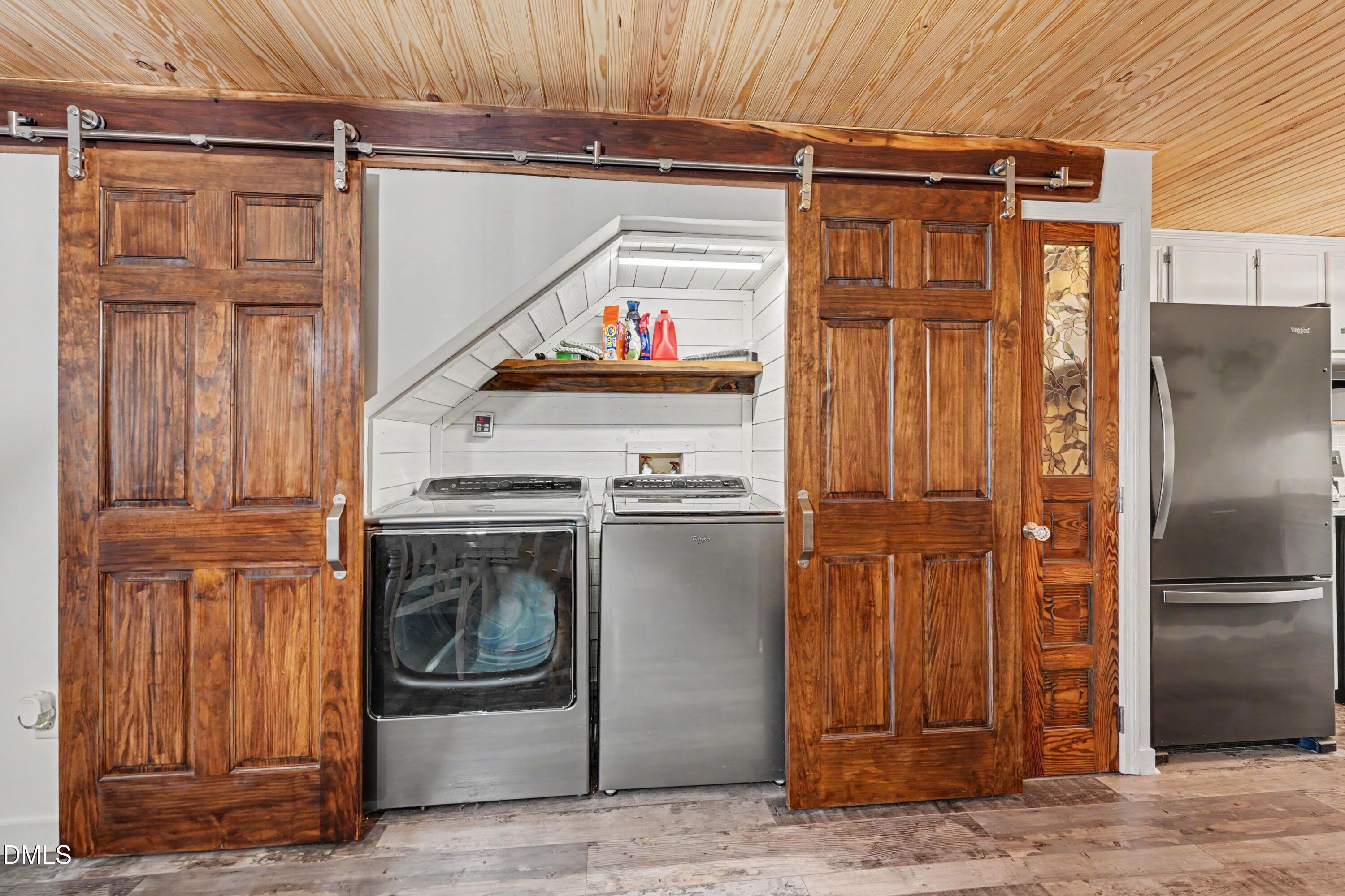 1041 Emerald Shores Road Property Photo 35