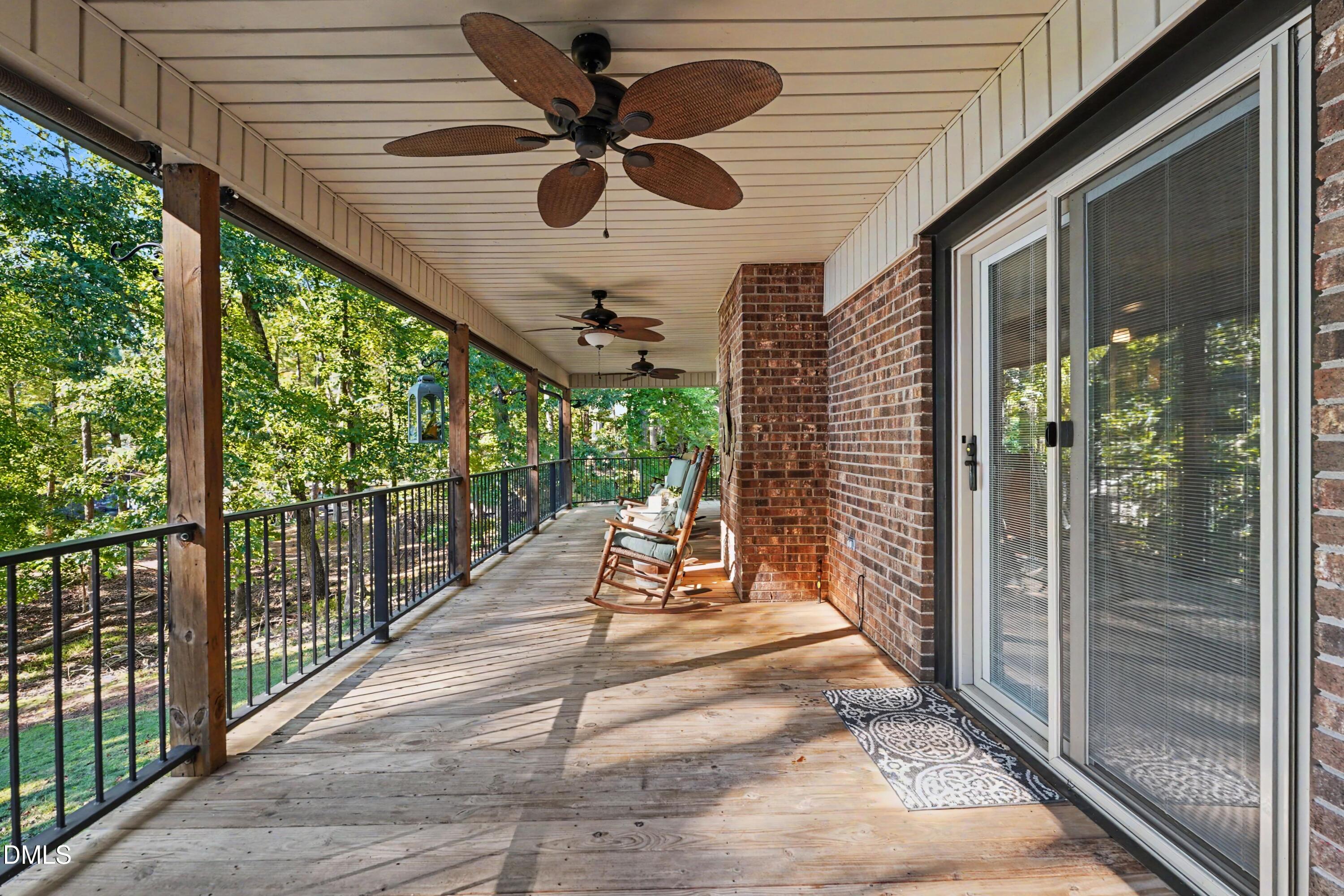 1041 Emerald Shores Road Property Photo 37