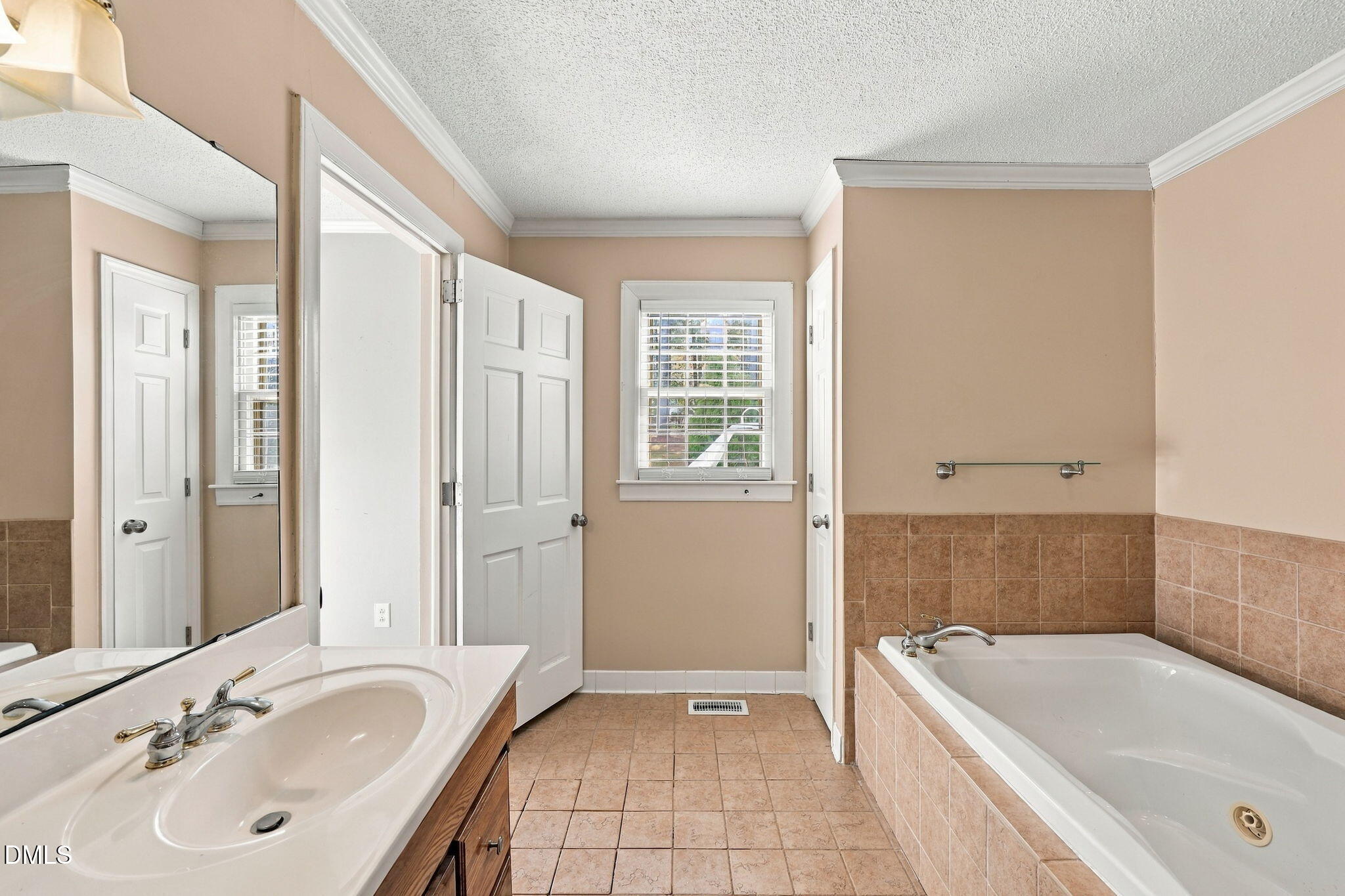 1755 Parker Lane Property Photo 38