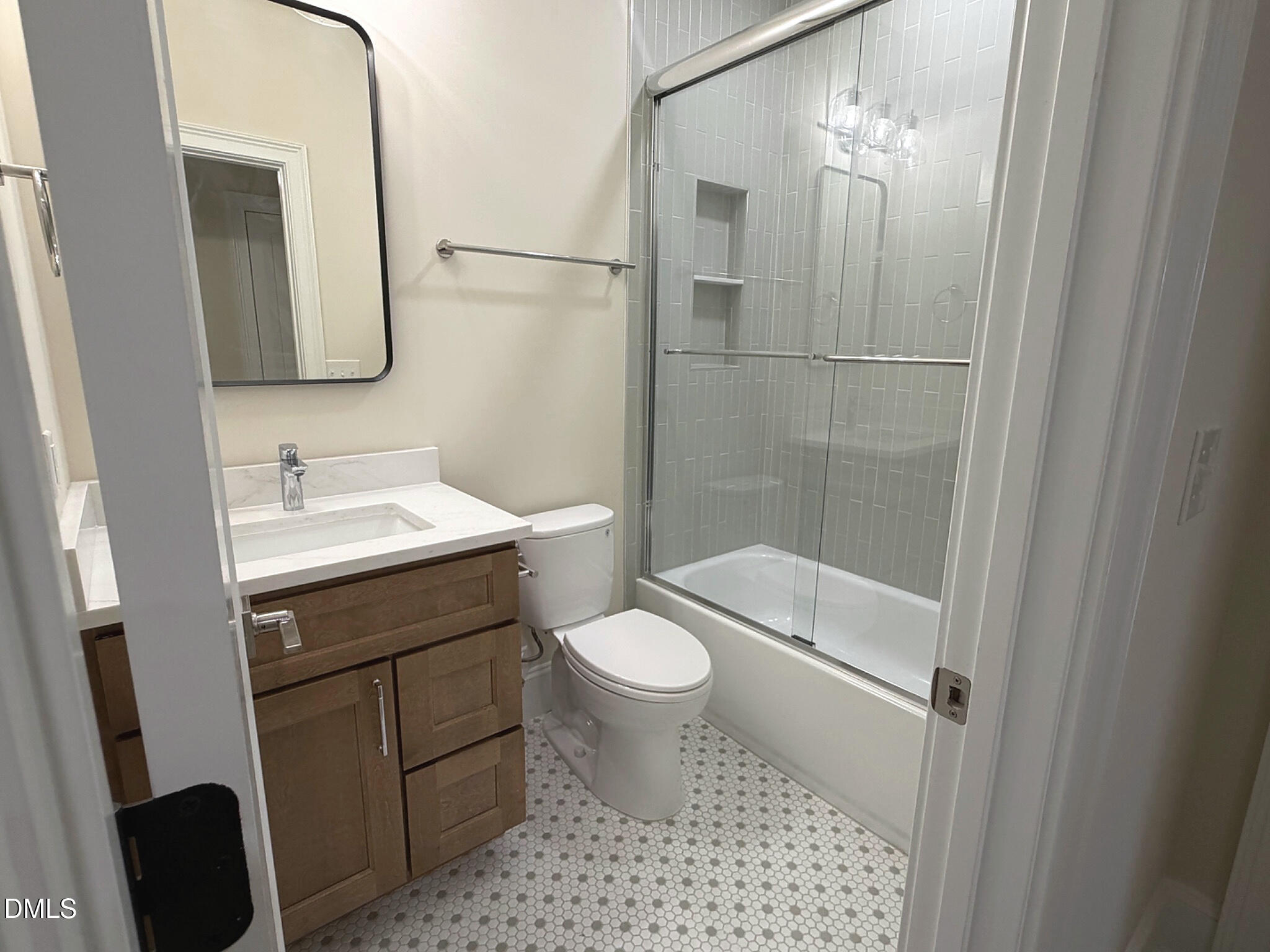 914 Chatham Lane Property Photo 9