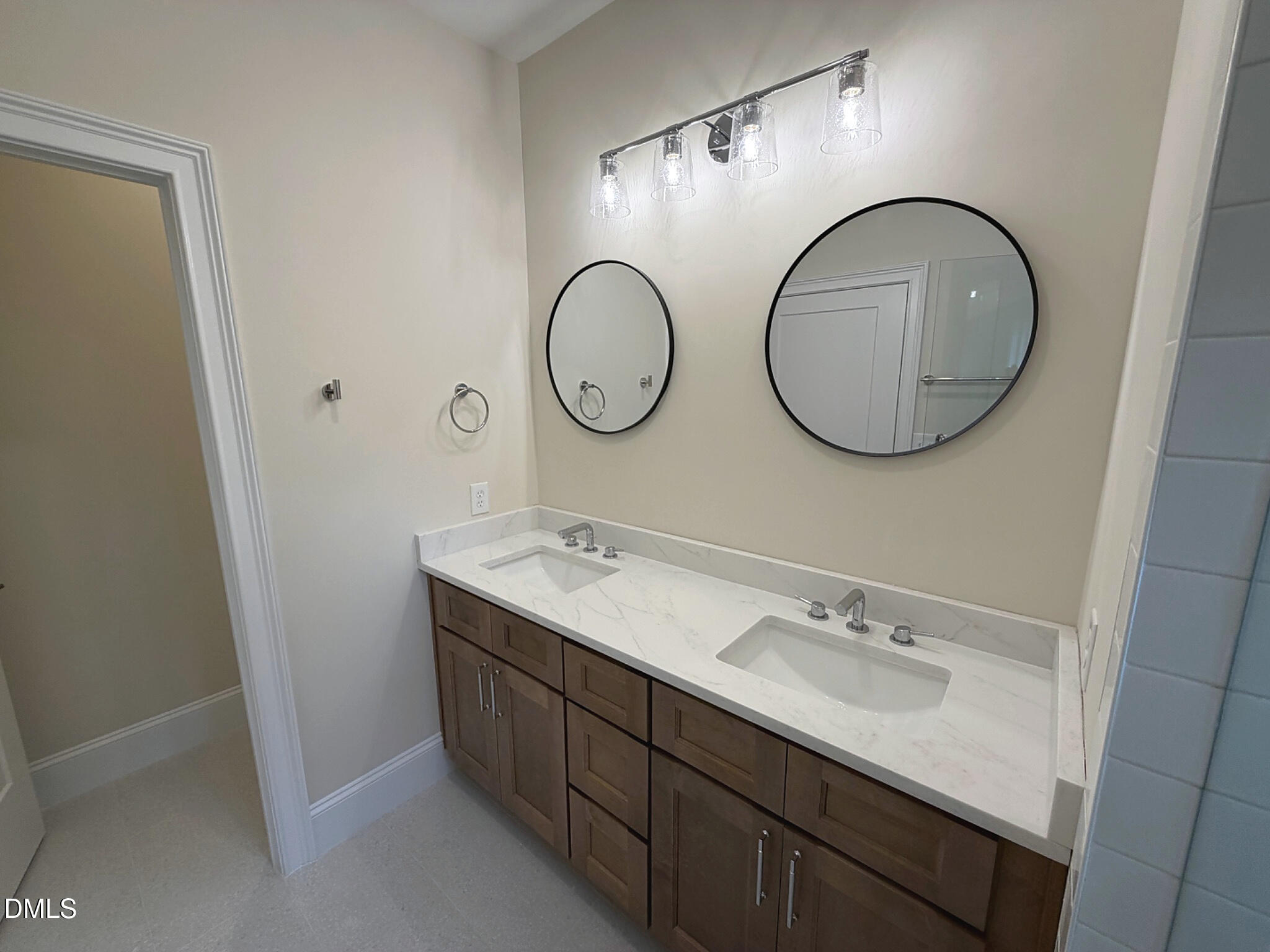 914 Chatham Lane Property Photo 13