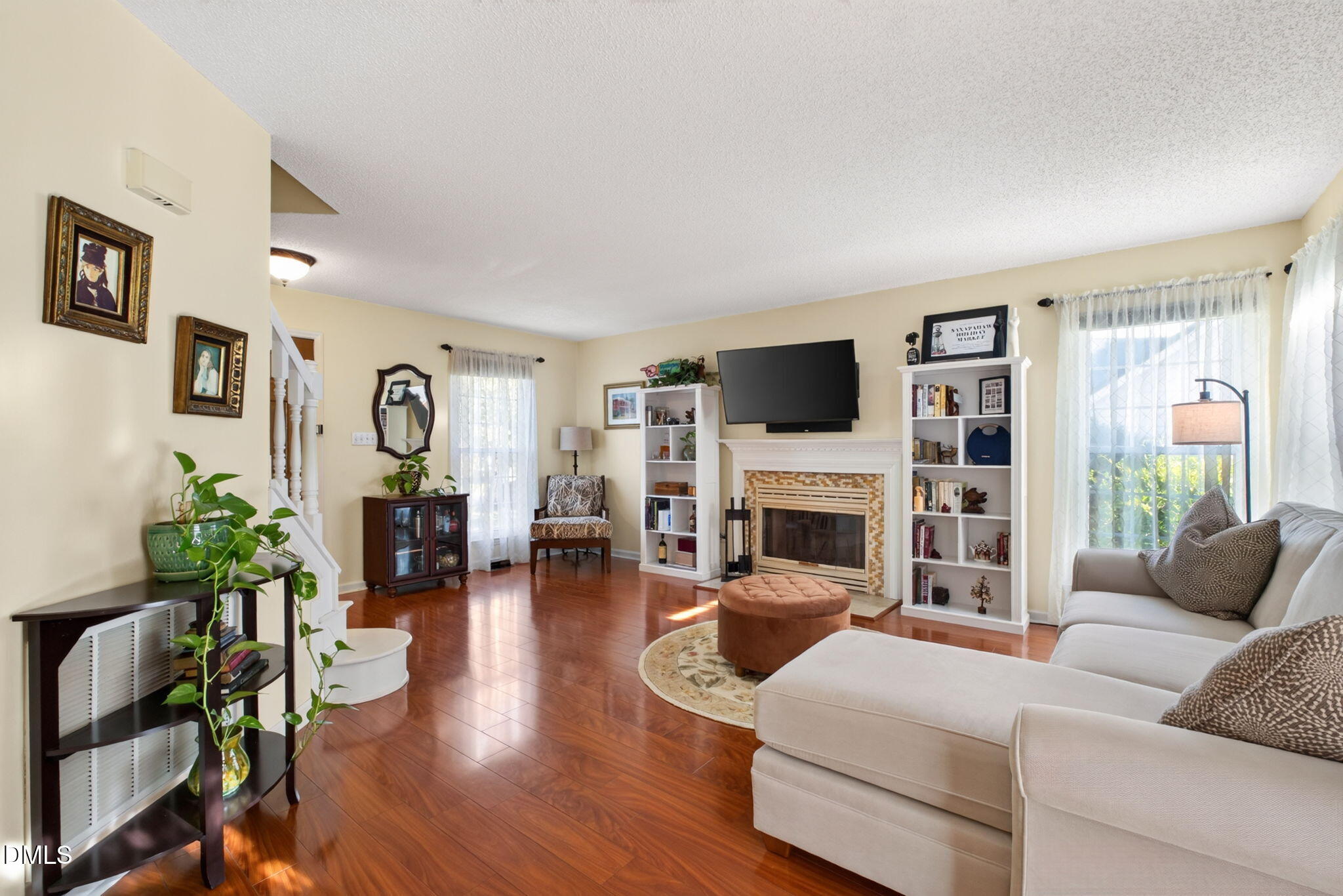 100 Glensford Way Property Photo 11