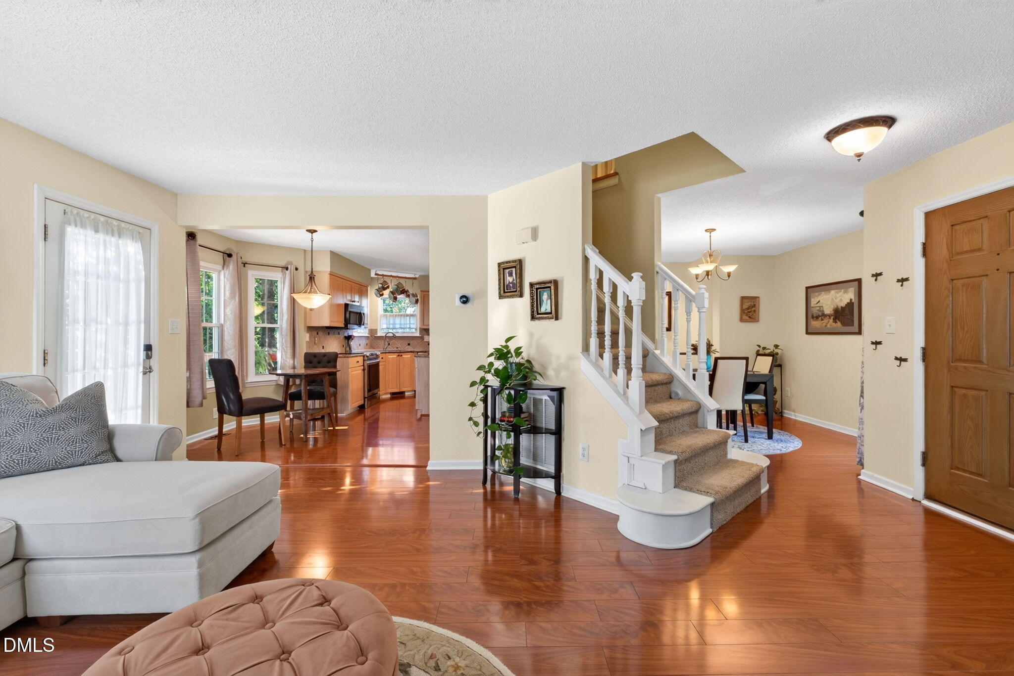 100 Glensford Way Property Photo 12