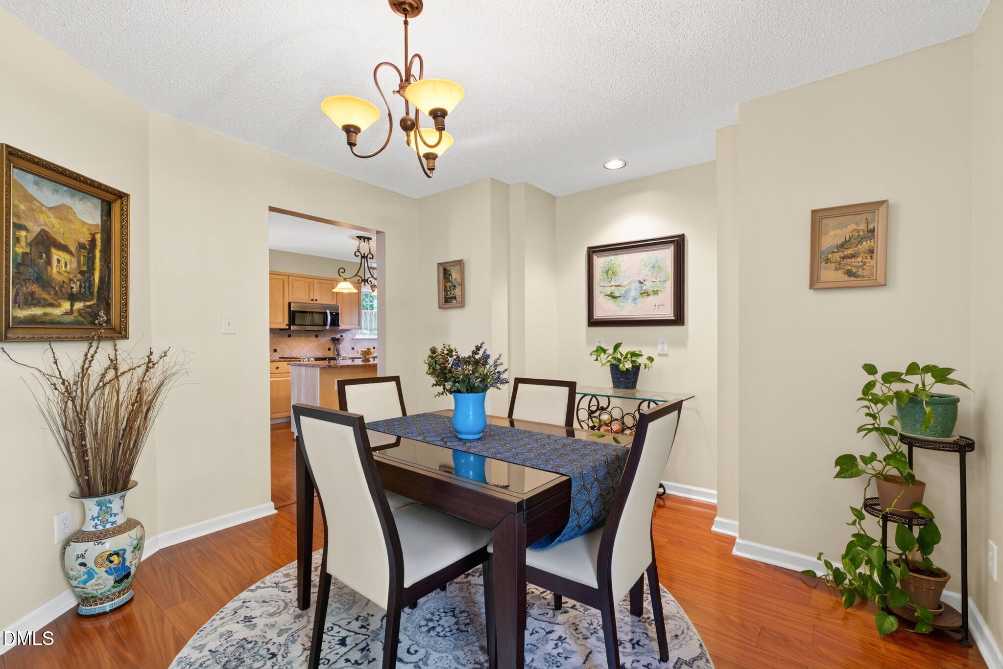 100 Glensford Way Property Photo 13