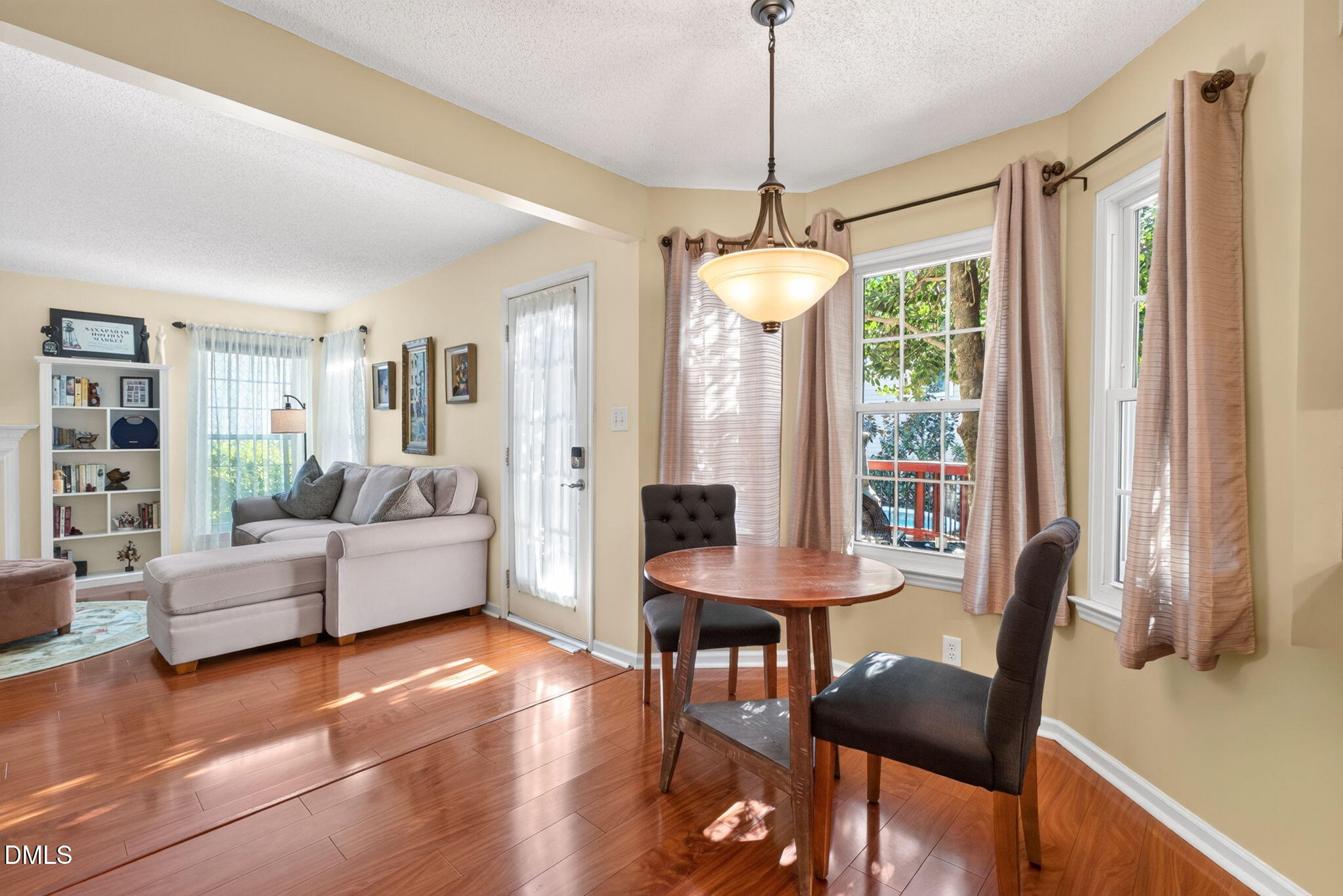 100 Glensford Way Property Photo 18