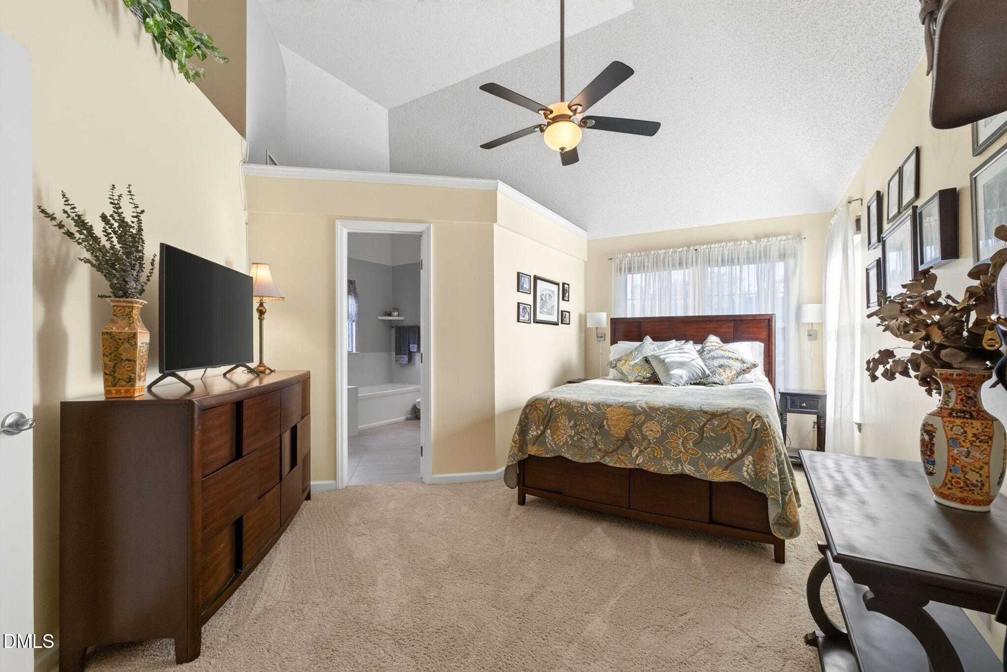 100 Glensford Way Property Photo 30