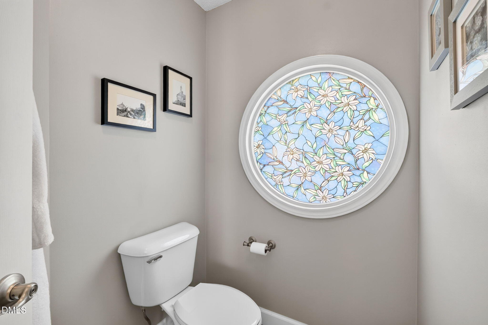100 Glensford Way Property Photo 35