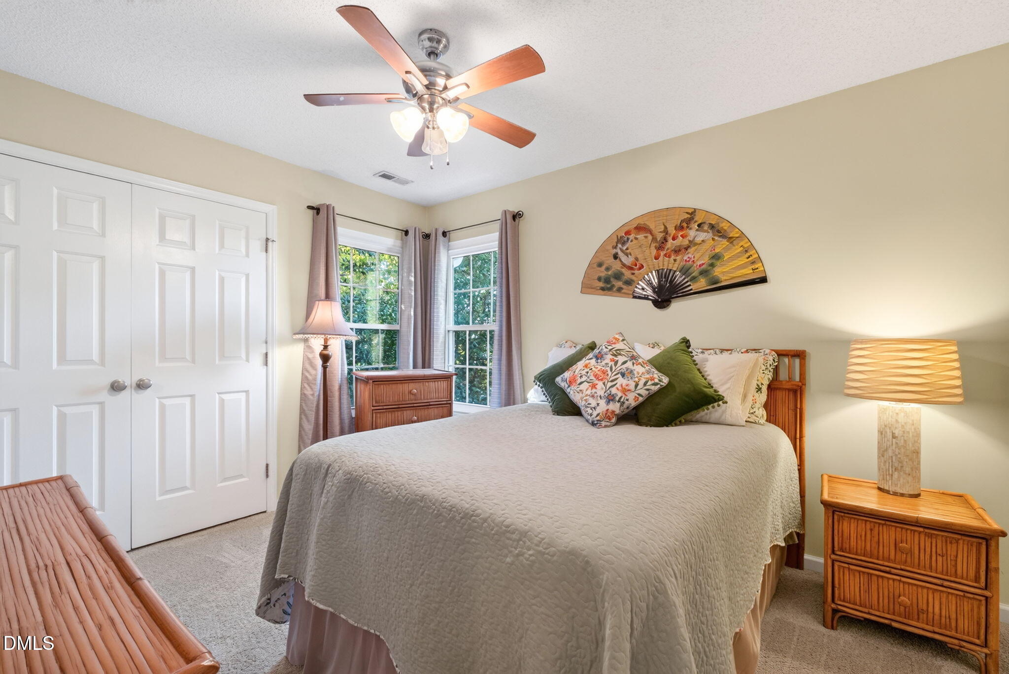 100 Glensford Way Property Photo 36