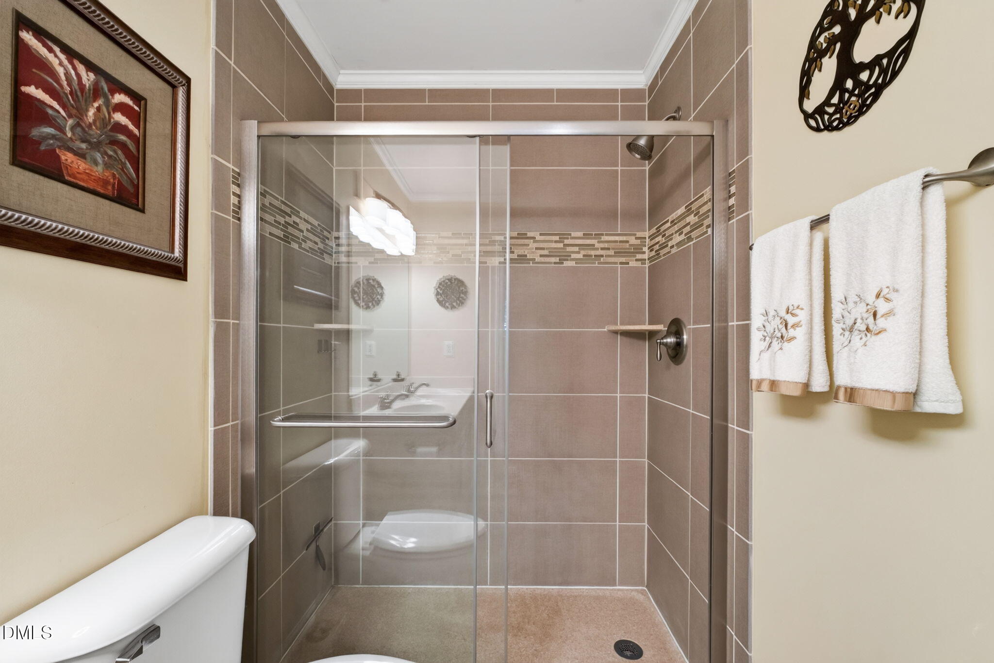 100 Glensford Way Property Photo 41