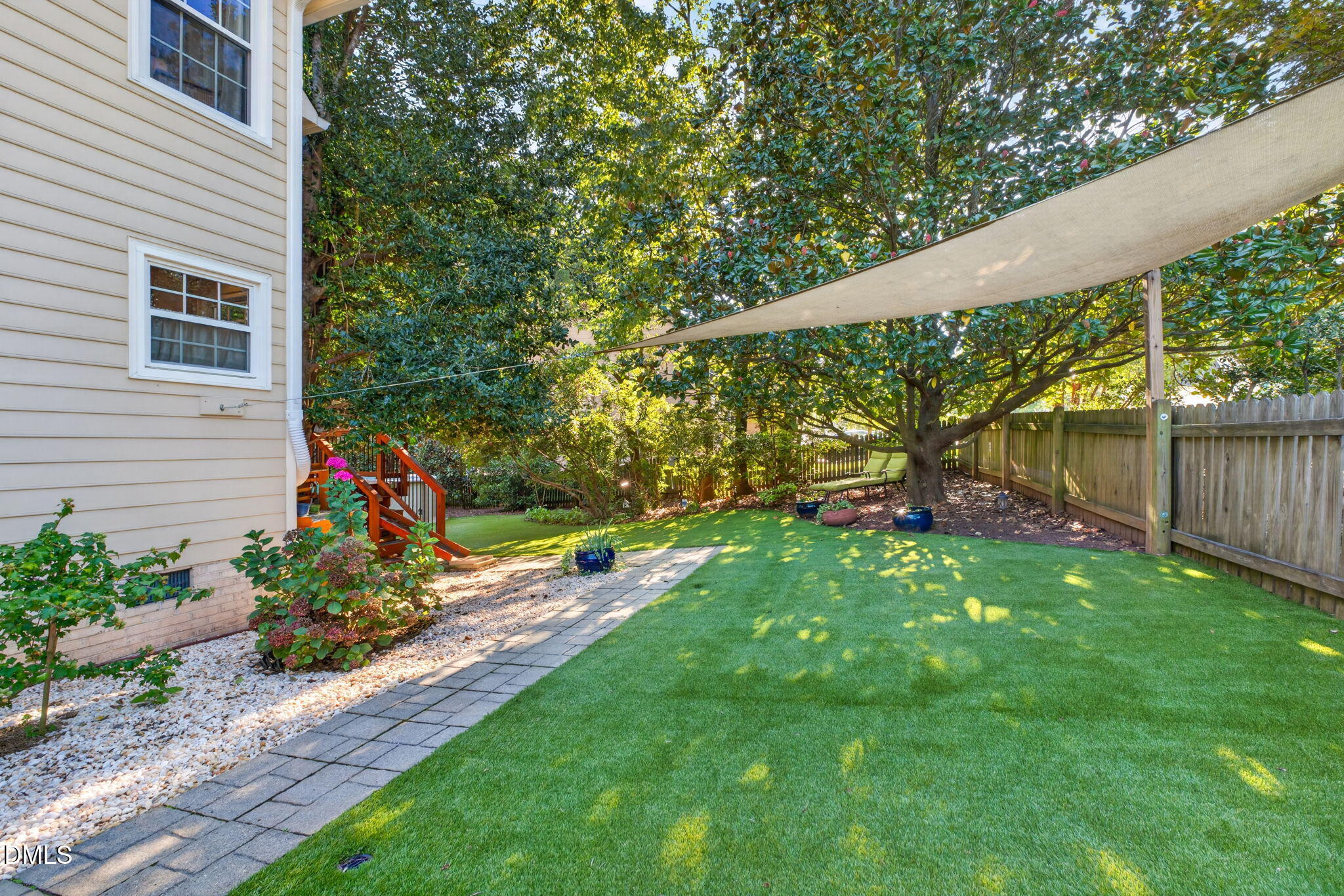100 Glensford Way Property Photo 48
