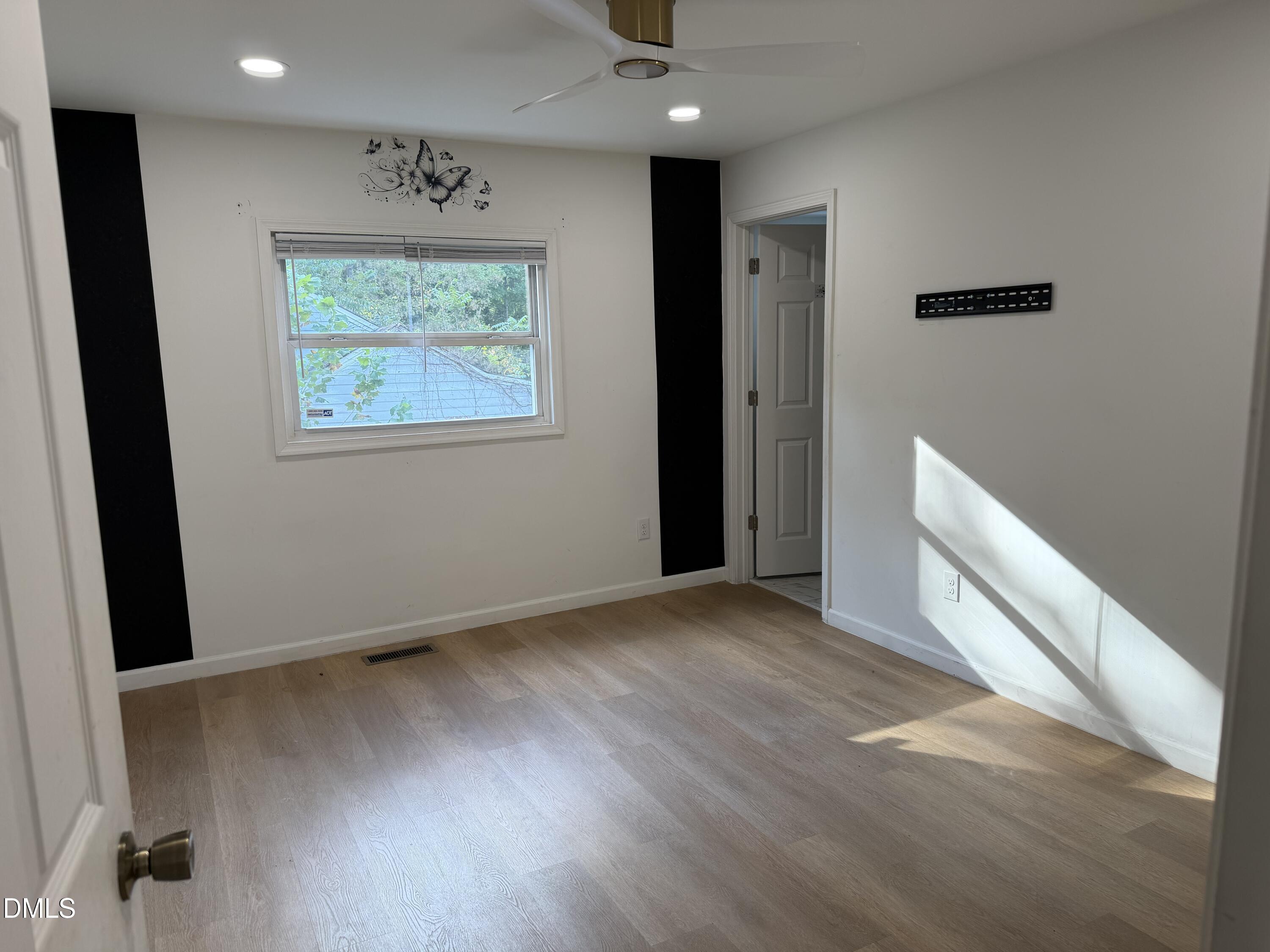 2917 State Street Property Photo 19