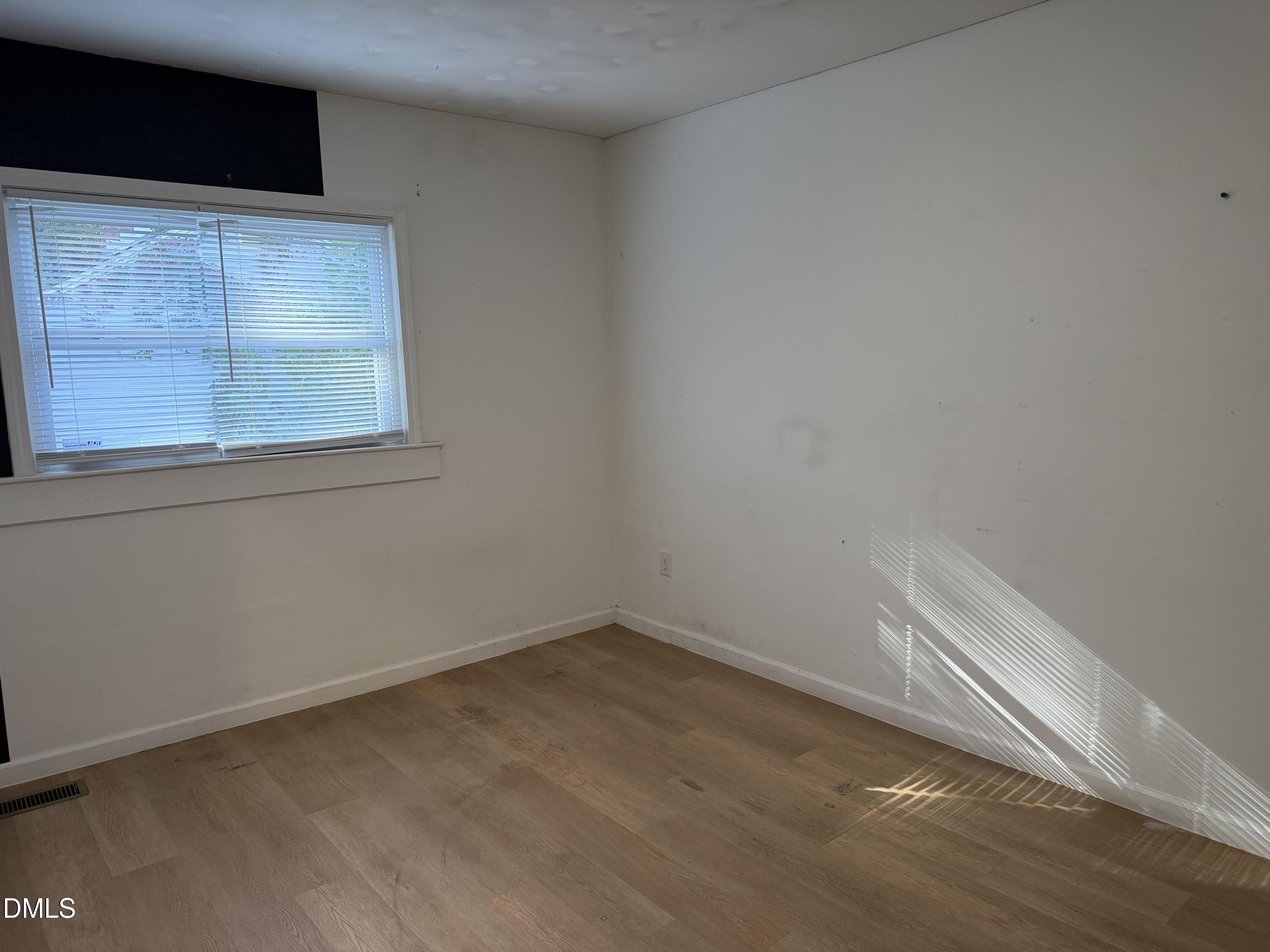 2917 State Street Property Photo 23
