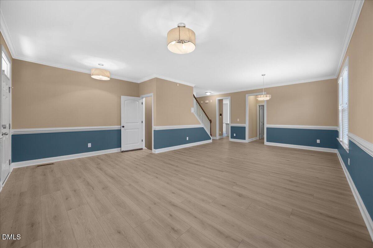 1013 Palace Garden Way Property Photo 11