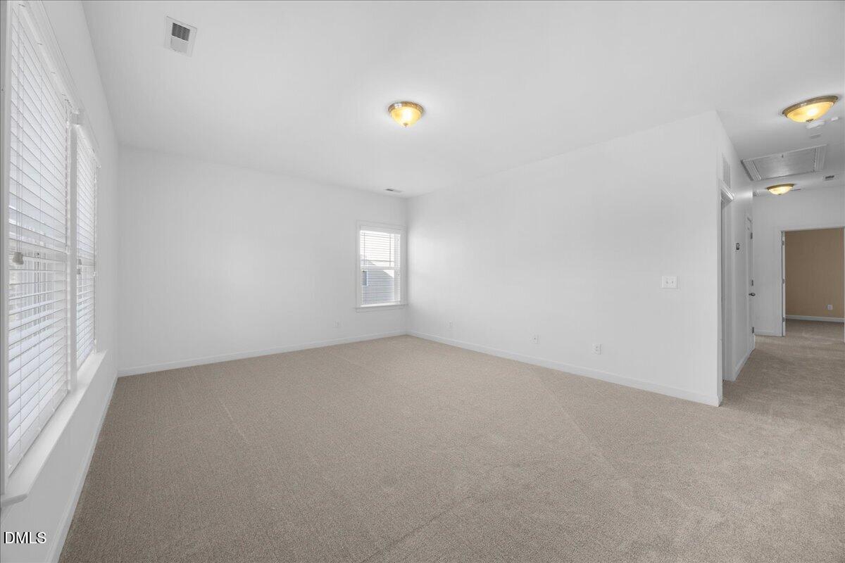 1013 Palace Garden Way Property Photo 18
