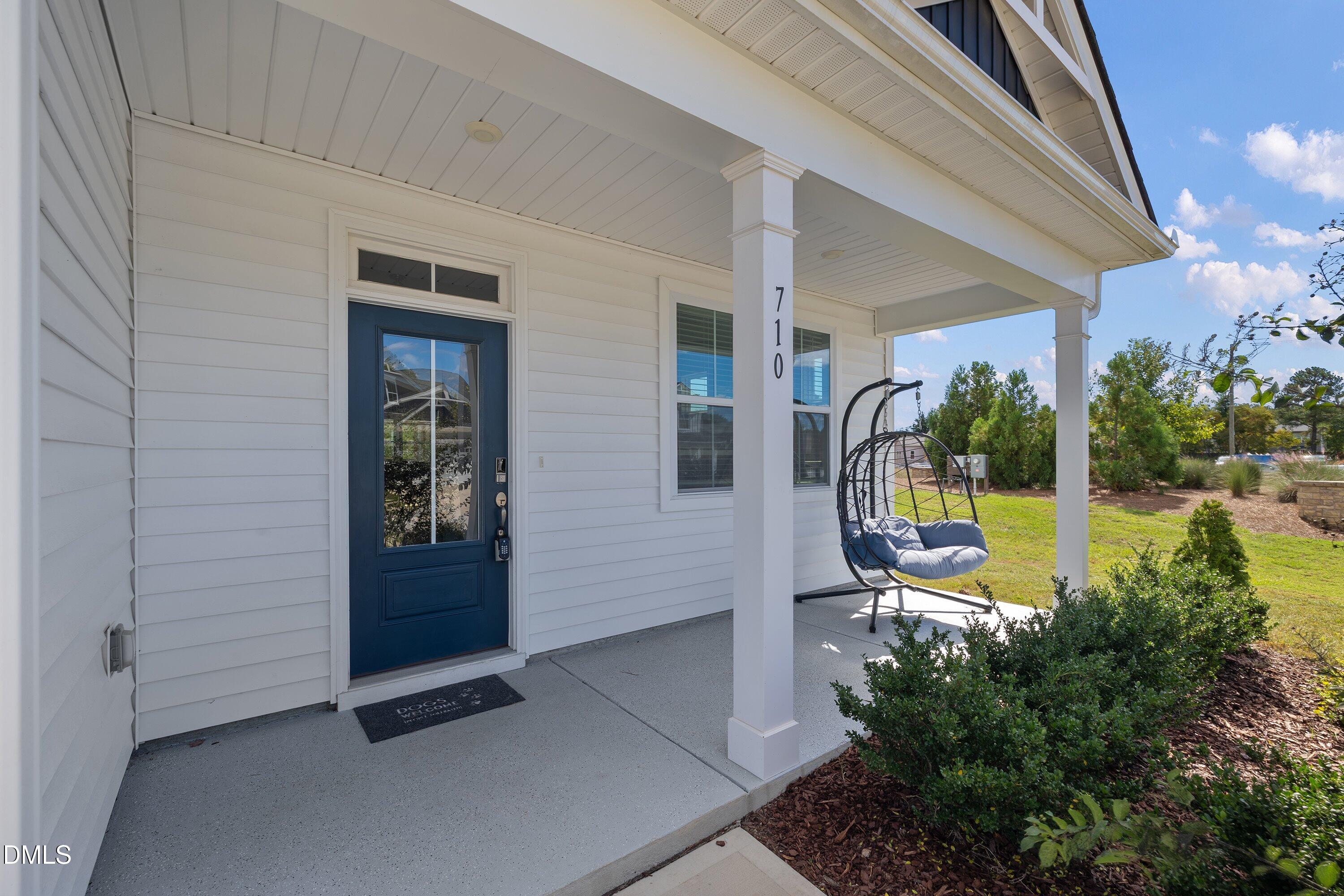 710 Briar Gate Drive Property Photo 4