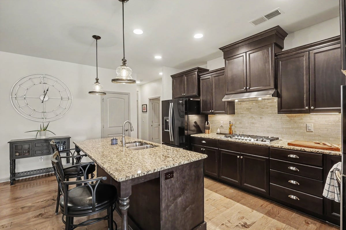 1108 Twain Trail Property Photo 12